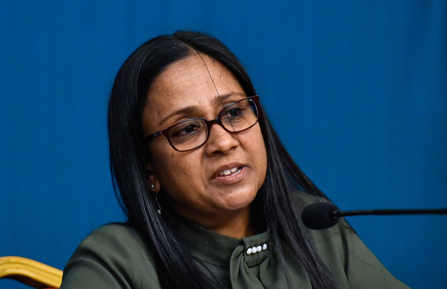 ފިޝަރީޒް މިނިސްޓަރު ޒަހާ ވަހީދު. ޖާބިރު އެދިވަޑައިގެންނެވީ ޒަހާ ހާރިޒުކުރަން