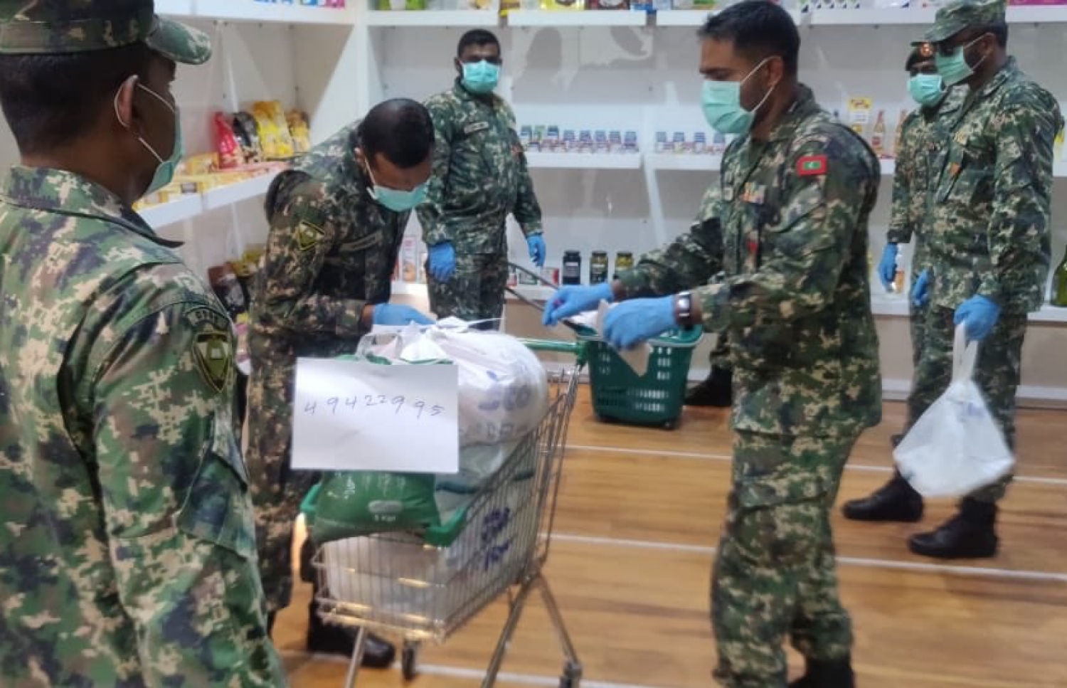 ލޮކްޑައުން ވަގުތުގައި ކާތަކެތި ޑެލިވާ ކުރުމުގެ މަސައްކަތުގައި އެމްއެންޑީއެފް އިން ބައިވެރިވަނީ