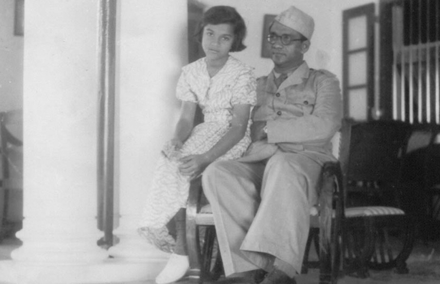 ކުރީގެ ރައީސް މުހައްމަދު އަމީންގެ އަރިހުގައި އެ މަނިކުފާނުގެ ދަރިކަނބަލުން އަމީނާ މުހައްމަދު އަމީން