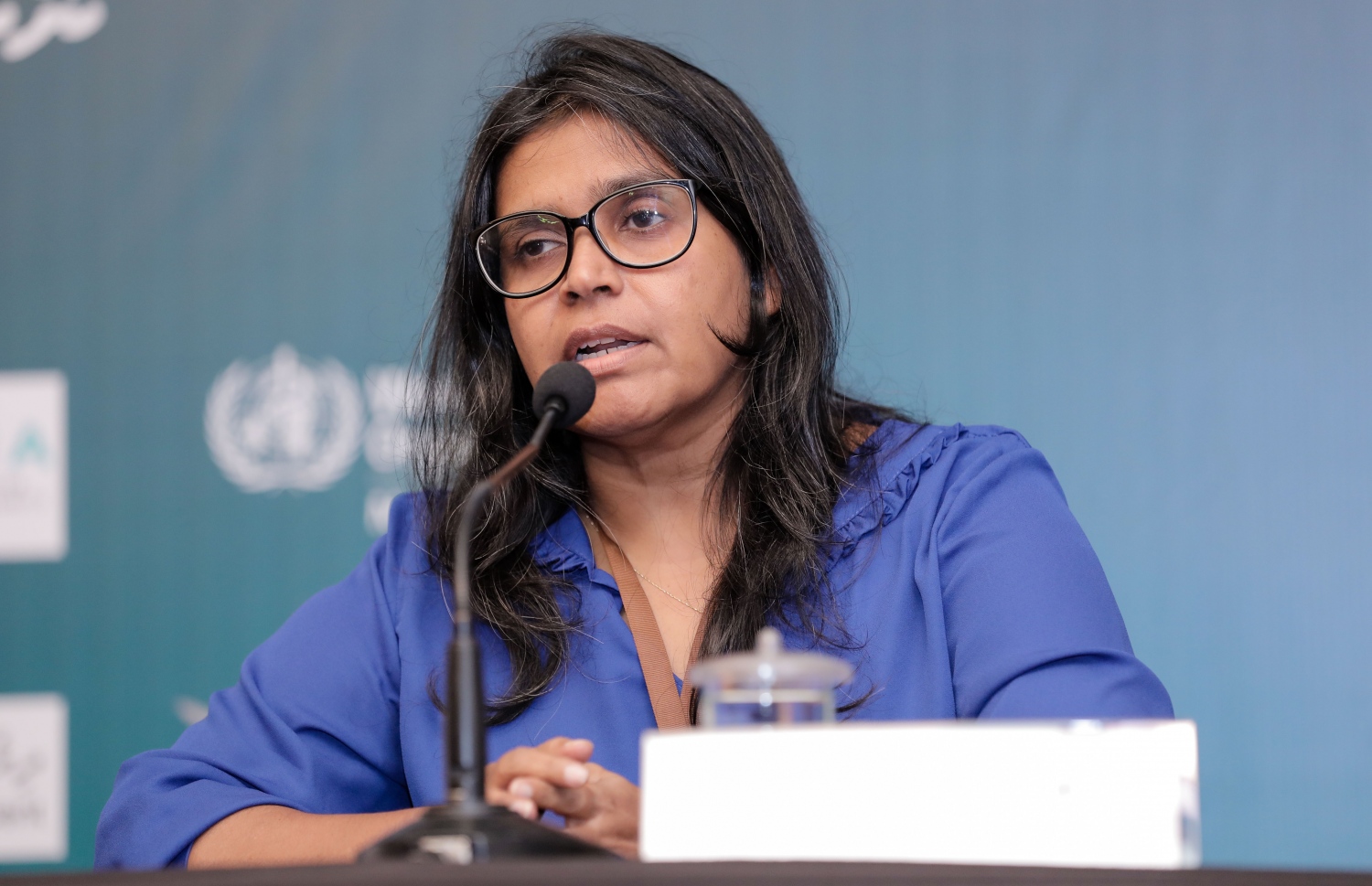 ޑރ. ޝީނާ މޫސާ: އޭނާ އަކީ ކޮވިޑާ ގުޅިގެން ކަމާ ބެހޭ ފަރާތްތަކަށް ބޭނުންވާ ޕްރޮޖެކްޝަންތައް ތައްޔާރުކޮށްދެއްވި ބޭފުޅާ. އަދި އެ ޕްރޮޖެކްޝަންތަކާ ބެހޭ ގޮތުން އާންމުންނާއި މީޑިއާ ހޭލުންތެރި ކުރުމަށް ޓަކައި އޭނާ ވަނީ އިސް ދައުރެއް އަދާކުރައްވާފައި