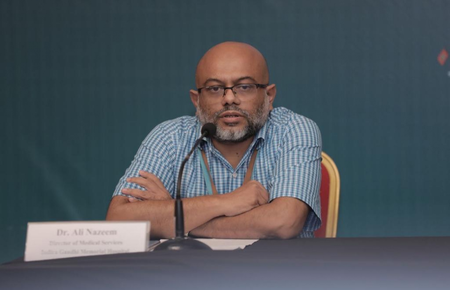 މިއަދުގެ މީޑިއާ ބްރީފިންގައި ޑރ. އަލީ ނަޒީމް ނޫސްވެރިންނާ ވާހަކަ ދައްކަވަނީ.