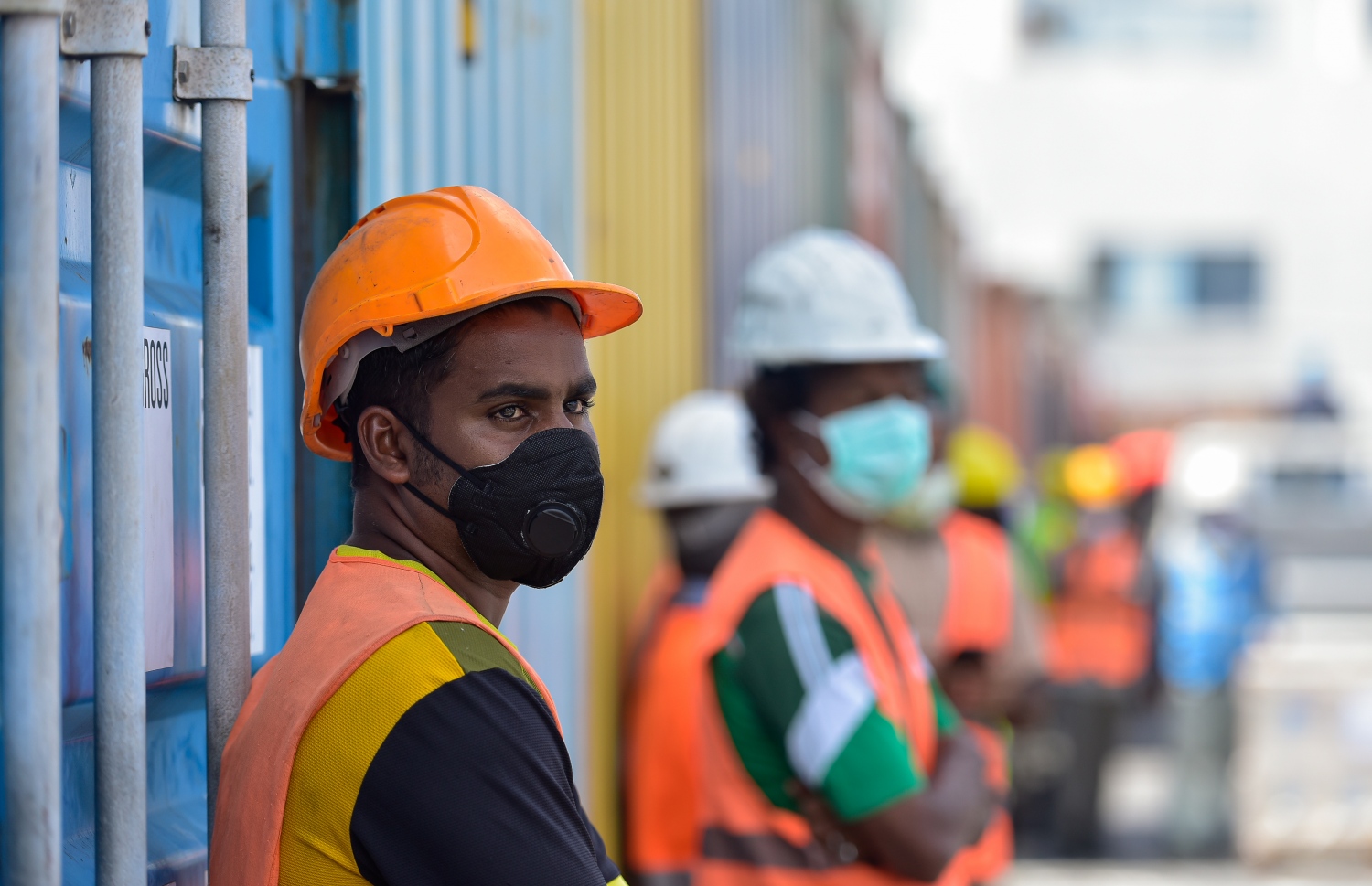 ލޮކްޑައުން ވިޔަސް އެމްޕީއެލްގެ މުވައްޒަފުންނަށް ބުރަ ދުވަސްތަކެއް