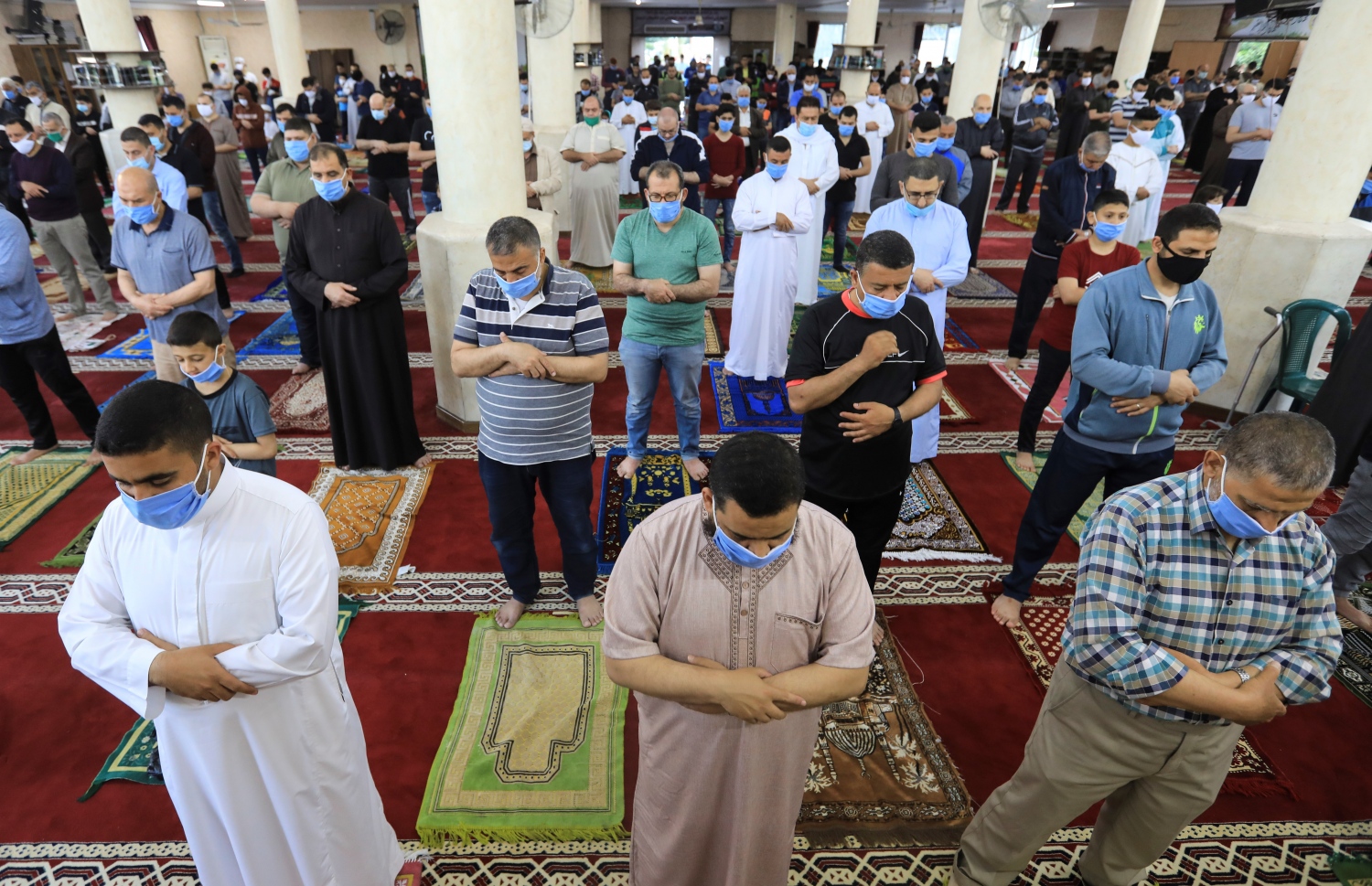 ގާޒާ - މެއި 24، 2020: ފަލަސްތީނުގެ ގާޒާގައި މިއަދު އީދު ނަމާދު ކުރަނީ. --ފޮޓޯ:އޭއެފްޕީ