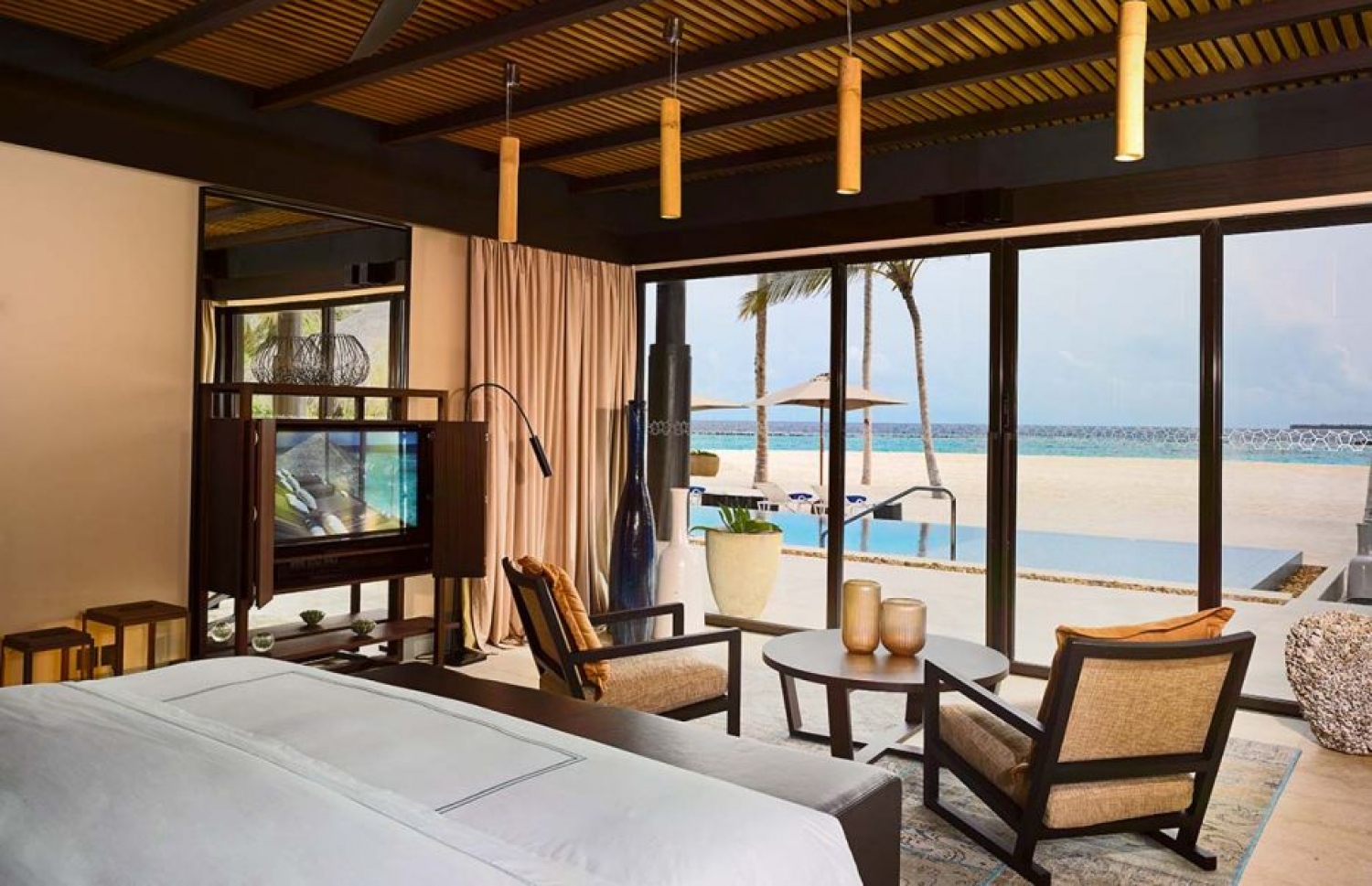 ވެލާ ޕްރައިވެޓް އައިލެންޑް. އެ ރިސޯޓަކީ ވެސް ފޯބްސްގެ "ފައިވް ސްޓާ" ލިބުނު ރިސޯޓެއް--ފޮޓޯ:ވެލާ