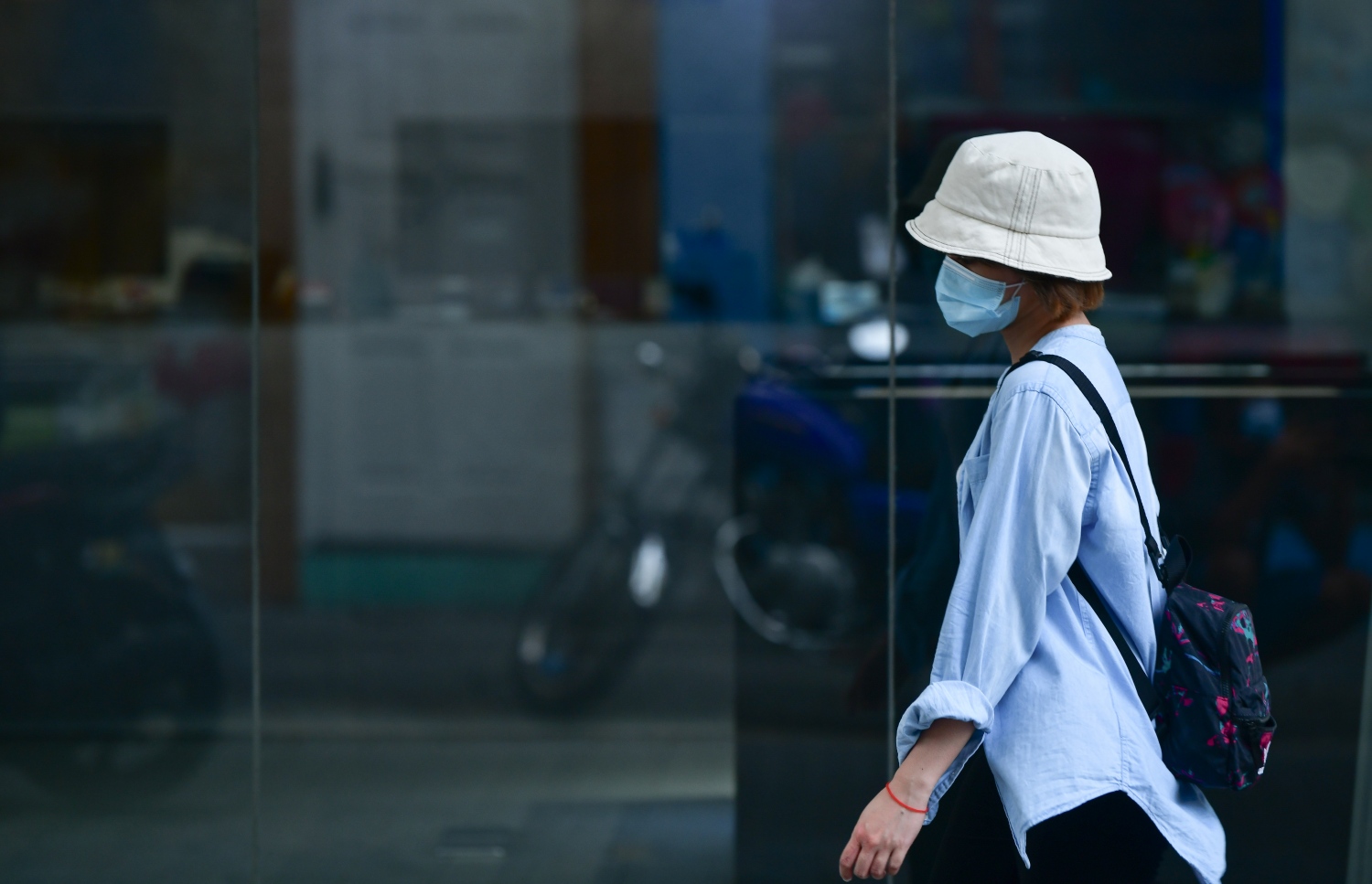 މާލެ: ޖޫން 6، 2020: އެޗްޕީއޭ އިން މޭ މަހު 28 ގައި ލޮކްޑައުން އަށް ދިން ލުޔާއެކު، މާލެތެރެ ހަލަބޮލިވުން.-- ފޮޓޯ: ނިޝާން އަލީ / މިހާރު