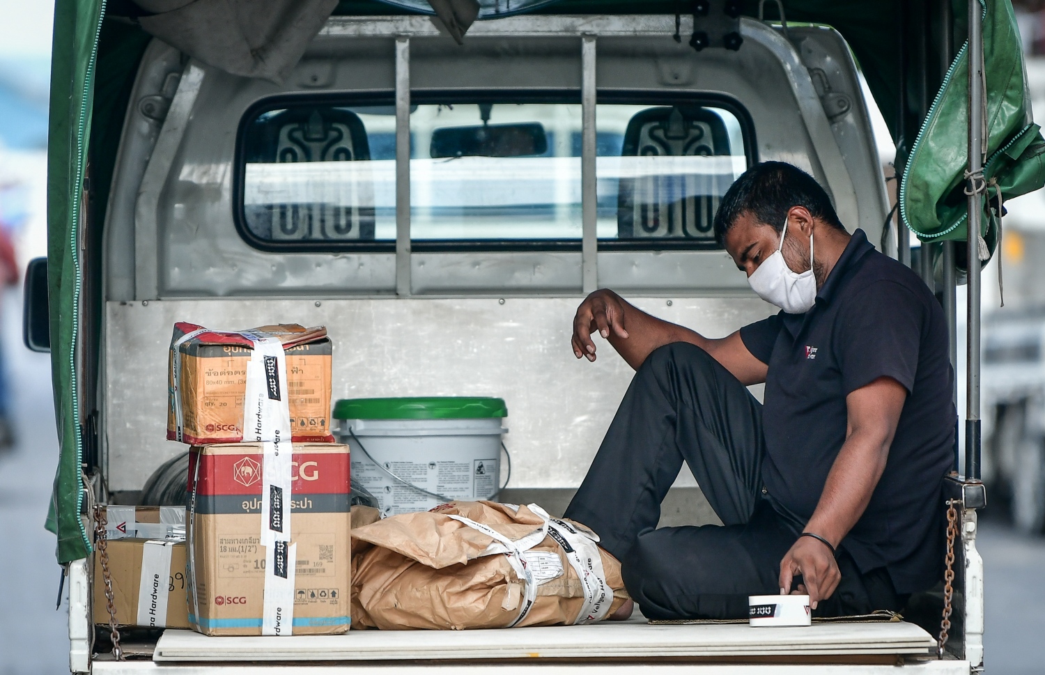 މާލެ: ޖޫން 6، 2020: އެޗްޕީއޭ އިން މޭ މަހު 28 ގައި ލޮކްޑައުން އަށް ދިން ލުޔާއެކު، މާލެތެރެ ހަލަބޮލިވުން.-- ފޮޓޯ: ނިޝާން އަލީ / މިހާރު