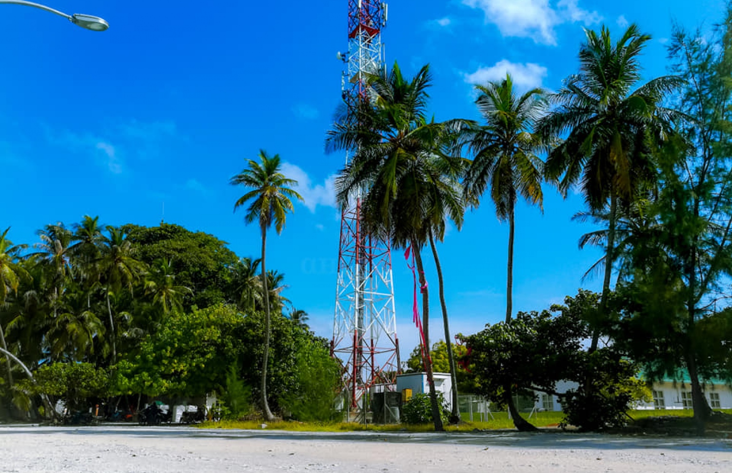 މާޅެންދޫ މަގެއްގެ މަތި