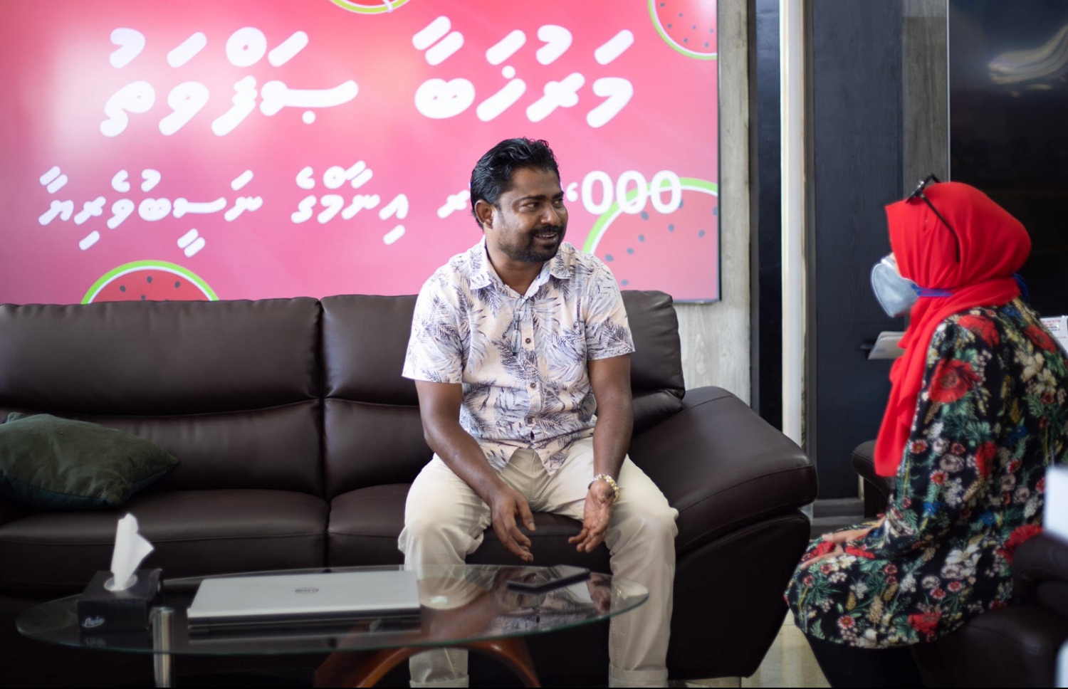 ރެޑްވޭވުގެ ރޯދަ ސޭލްގެ އެންމެ ބޮޑު އިނާމު ލިބުނު އަހުމަދު ސޮފްއަތު --ފޮޓޯ: މިހާރު