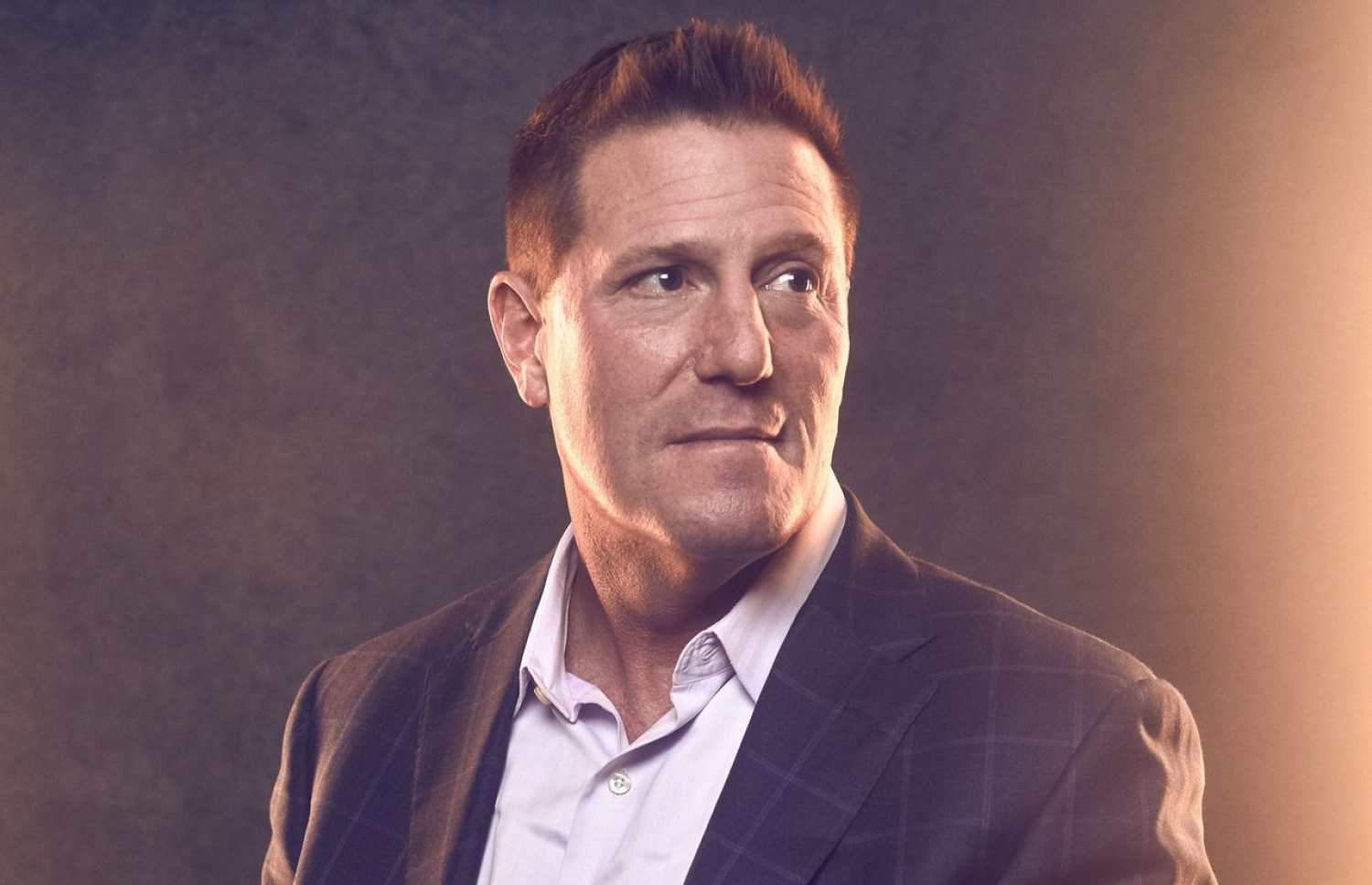 ކެވިން މޭޔާ.