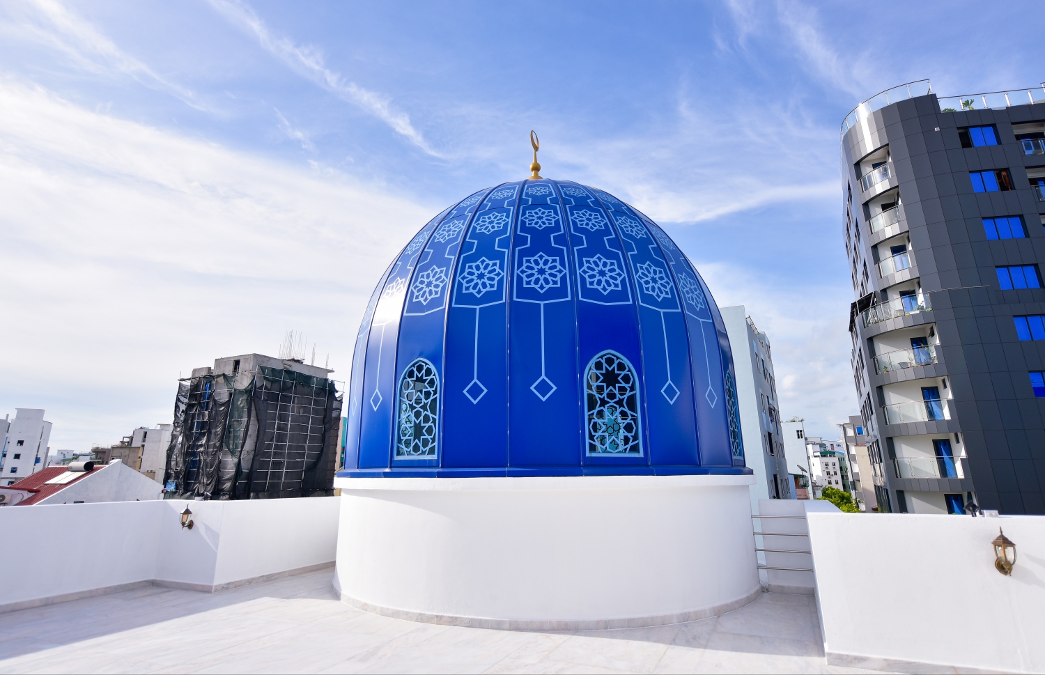 މާލެ: ޖުލައި 10، 2020: އިމާރާތް ކުރުމުގެ ދާއިރާގެ ޖަމިއްޔާ، މަސީގެ ރައީސް މުހައްމަދު އަލީ ޖަނާހު (ޖަނާ)ގެ ބައްޕަގެ ހަނދާނުގައި، އޭނާގެ ބައްޕަގެ ނަމުގައި ހުޅުވި "މަސްޖިދުލް އަލީ ހުސައިން"، މިސްކިތް.-- ފޮޓޯ: އަހުމަދު އަވްޝަނ އިލްޔާސް /މިހާރު