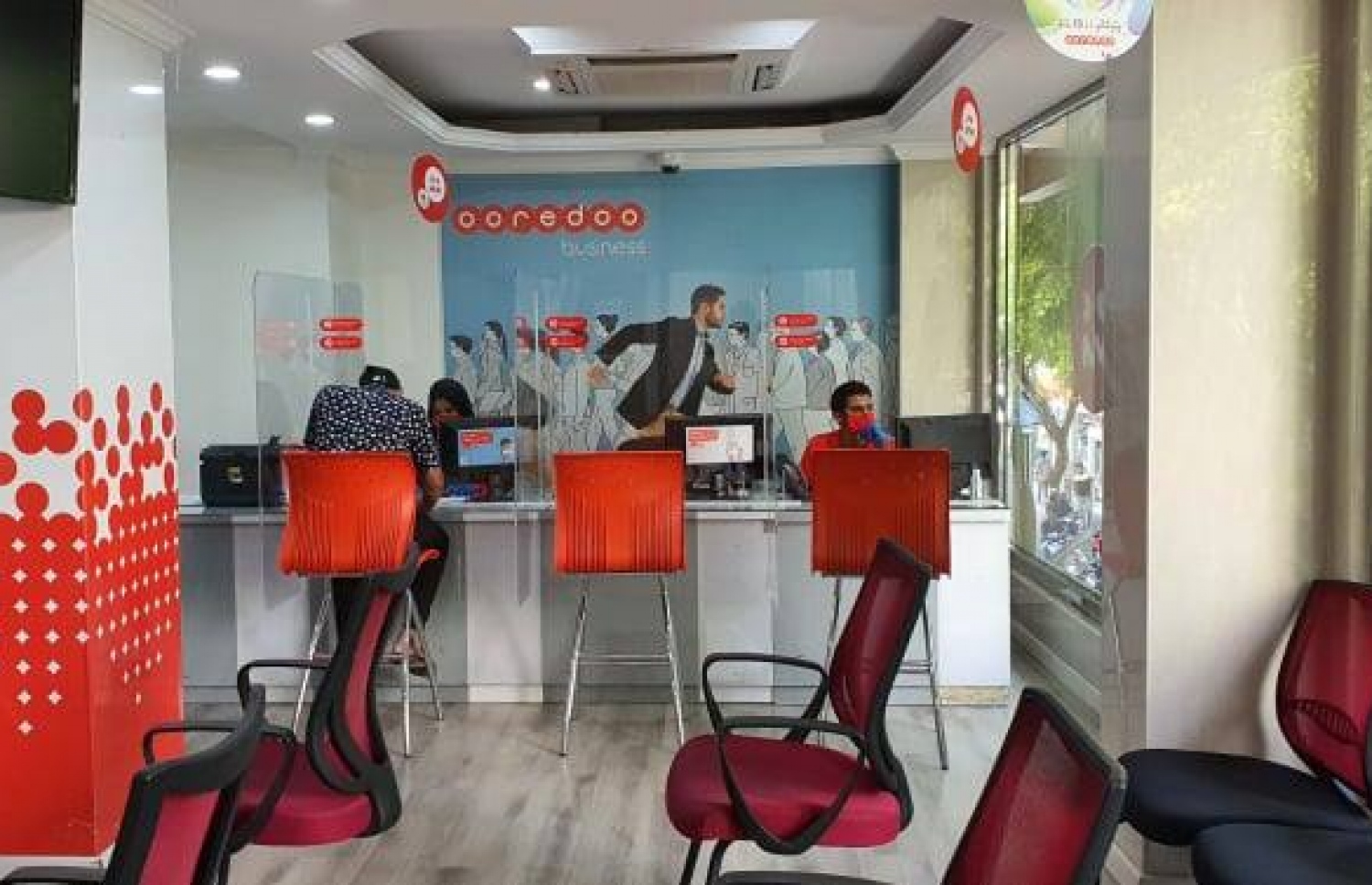 އުރީދޫގެ ކަސްޓަމަރުންނަށް ހިދުމަތް ދޭ ޝޮޕެއް: މިއިން ޝޮޕަކަށް ގޮސްގެން ވެސް އާ ޕްލޭންތައް ނެގޭނެ --ފޮޓޯ:އުރީދޫ