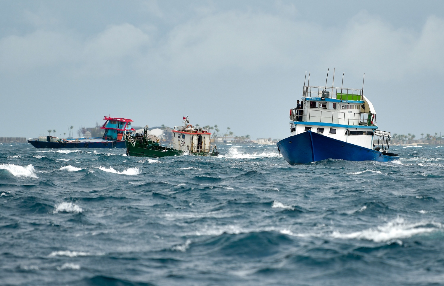 މާލެ: ޖުލައި 19، 2020: މޫސުން ގޯސްވެ، ކަނޑުގަދަވުން: މުޅި ރާއްޖެ އަށް ވަކި ވަގުތުތަކެއްގައި ވިއްސާރަކޮށް، ރާޅުއަރާފާނެ ކަމަށް މޫސުމާ ބެހޭ އިދާރާ އިން ލަފާކުރޭ.-- ފޮޓޯތައް:ނިޝާން އަލީ /މިހާރު