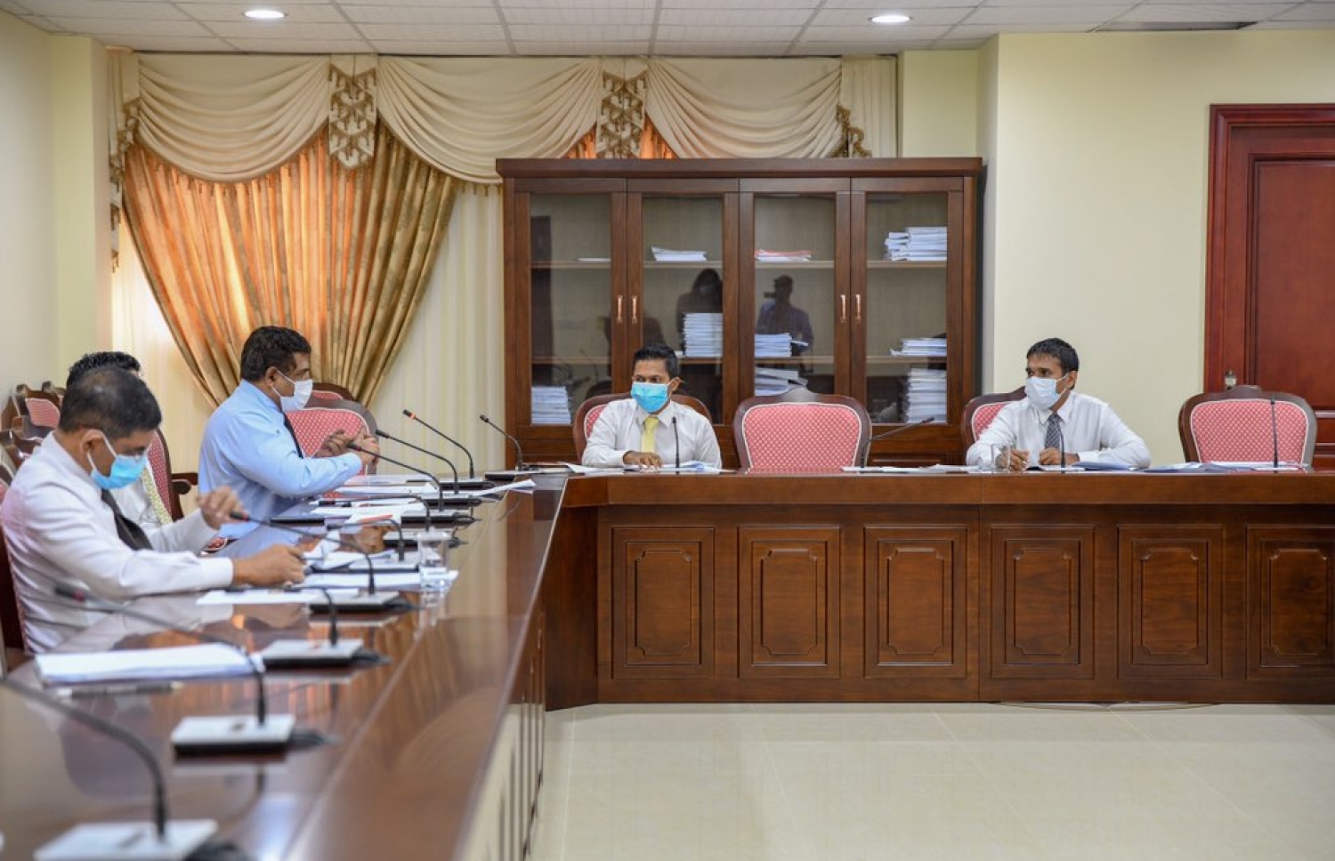 މަޖިލީހުގެ އެސްއޯއީ ކޮމިޓީގެ ބައްދަލުވުން މިއަދު ކުރިއަށް ގެންދަނީ.---ފޮޓޯ: މަޖިލިސް