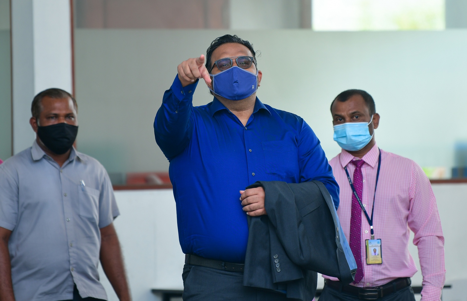 ކުރީގެ ނައިބު ރައީސް އަހްމަދު އަދީބު (މ) މިއަދު ހައި ކޯޓަށް ވަޑައިގަންނަވަނީ.0-- ފޮޓޯ: އަހްމަދު އަވްޝަން / މިހާރު