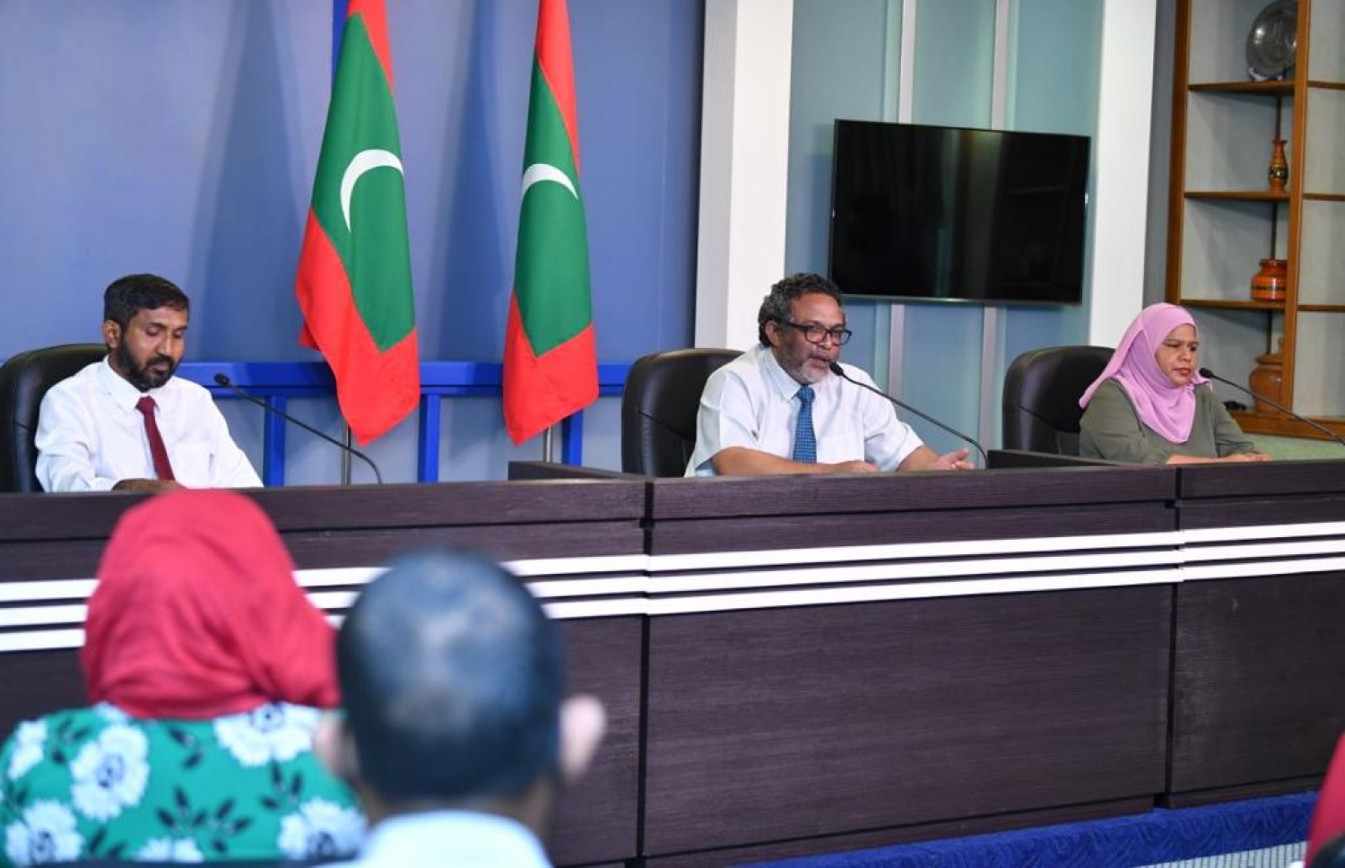 އެސެޓް ރިކަވަރީ ކޮމިޝަަންގެ މެމްބަރުން މީޑިއާއަށް މައުލޫމާތު ދެއްވަނީ