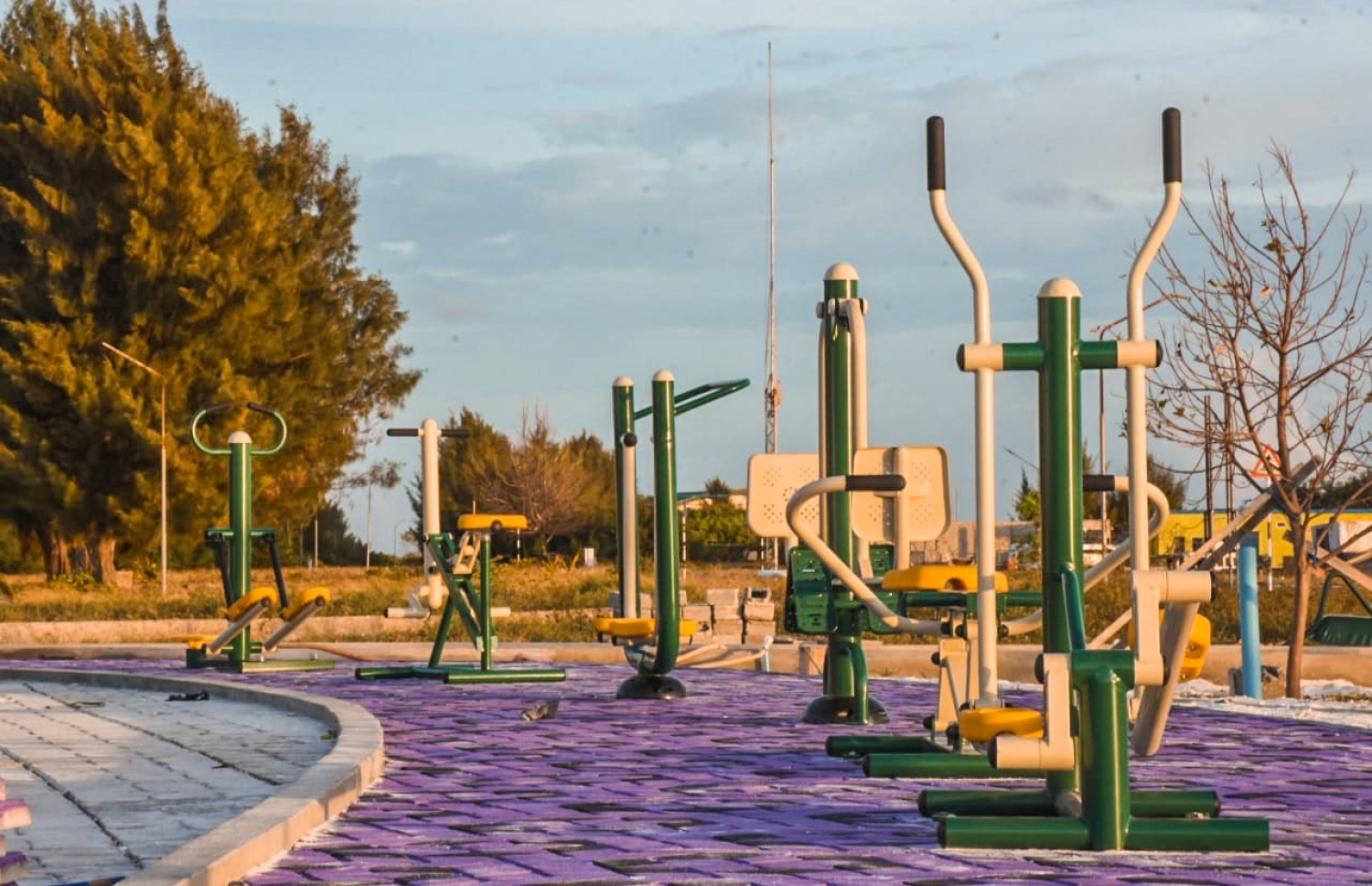 ބީއެމްއެލް ކޮމިއުނިޓީ ފަންޑުގެ އެހީއާއެކު ވިލުފުށީގައި ތަރައްގީ ކުރި ޖިމް-- ފޮޓޯ: ބީއެމްއެލް