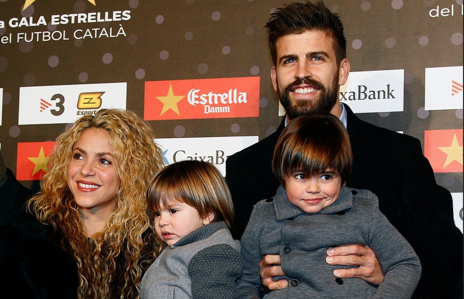 ޝަކީރާ އާއި ޕީކޭ އަދި އެ ދެމީހުންގެ ދެ ދަރިން