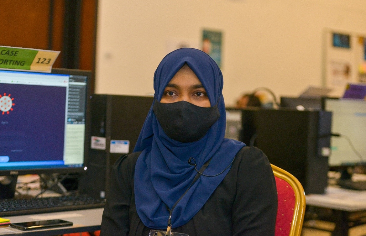 ކޯލް ސެންޓަރުގެ ސުޕަވައިޒަރު ބިޝާރާ އާދަމް