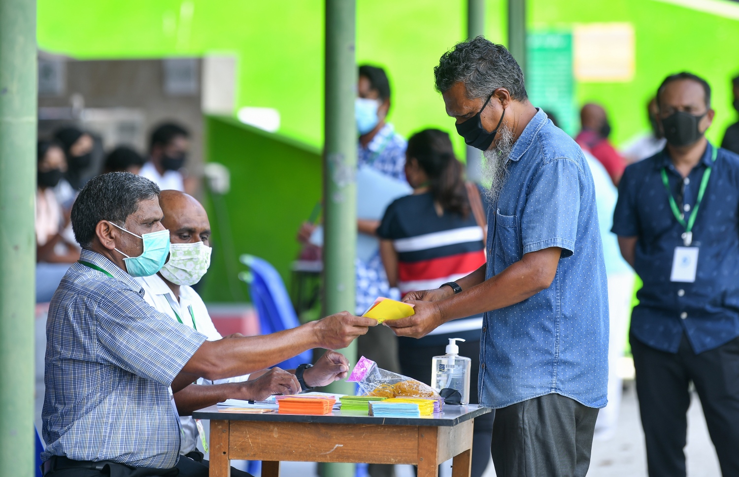 މި އަހަރު ބޭއްވި ޓޭބަލް ޓެނިސް އެސޯސިއޭޝަންގެ އިންތިހާބުގެ ތެރެއިން: ހަސަން ހުށަހެޅި އިސްލާހުގައިވާ ގޮތުން ކުޅިވަރުގެ އިންތިހާބުތައް ވެސް ބާއްވާނީ އިލެކްޝަން ކޮމިޝަނުން.- ފޮޓޯ: އަހުމަދު އަވްޝަން އިލްޔާސް/ މިހާރު