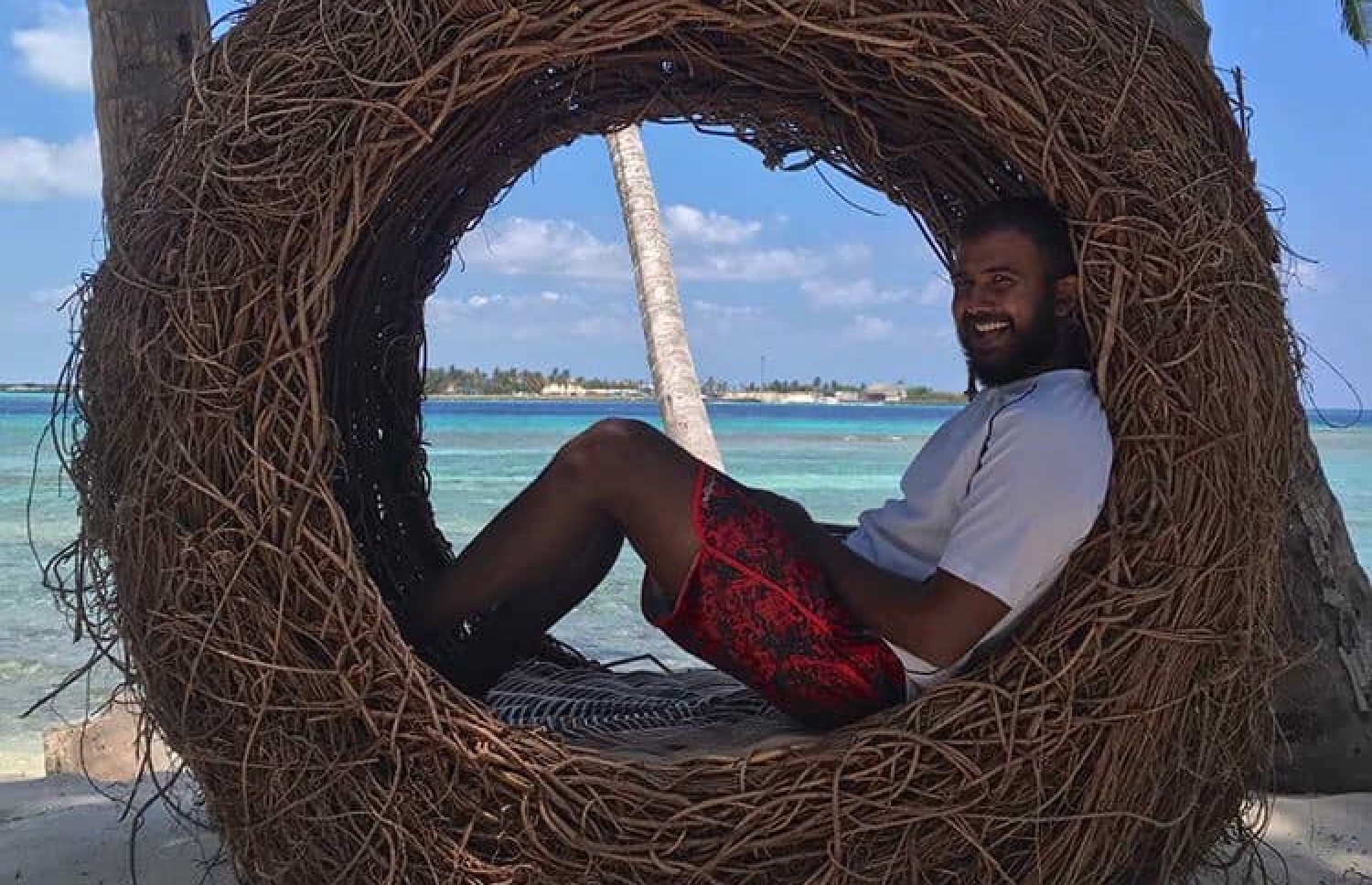 އަބަދުވެސް ހިނިތުންވުމުގައި ހުންނަ ޝައްފާން: އޭނާގެ ކުއްލި ވަކިވުމަކީ އެތައް ބަޔަކަށް ފުން ހިތާމައެއް