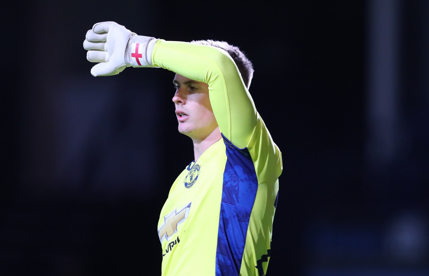 ރޭގެ މެޗުގެ ތެރެއިން ޔުނައިޓެޑްގެ ކީޕަރު ހެންޑަސަން.-- ފޮޓޯ: އޭއެފްޕީ