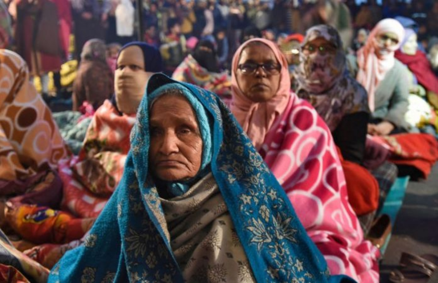 އިންޑިއާގެ ވެރިރަށް ނިއު ދިއްލީގައި ކުރިއަށް ދާ މުޒާހަރާގެ މައިގަނޑު ބައިވެރިންނަކީ އުމުރުން ދުވަސްވީ މުސްލިމް އަންހެނުން