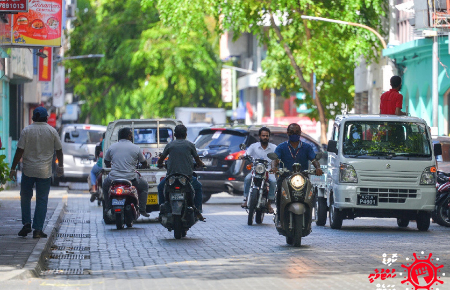 މާލޭގެ މަގުމަތިން ބަޔަކު ސައިކަލުގައި ދަނީ: ސަރުކާރުން ވަނީ 2009 ވަނަ އަހަރު ރިޓަޔަމަންޓް ޕެންޝަން ސްކީމެއް ތައާރަފްކޮށްފައި. މިއީ އެންމެންނަށް ބައިވެެރިވެވޭ ޕެންޝަން ނިޒާމެއް-- ފައިލް ފޮޓޯ: މިހާރު