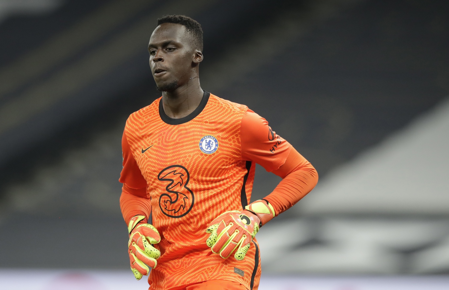 ޗެލްސީގެ ގޯލްކީޕަރު މެންޑީ: އޭނާ އަކީ މި ސީޒަނުގައި ޗެލްސީގެ ގޯލު ބެލެހެއްޓި ތިން ވަނަ ކީޕަރު. -- ފޮޓޯ: އޭއެފްޕީ