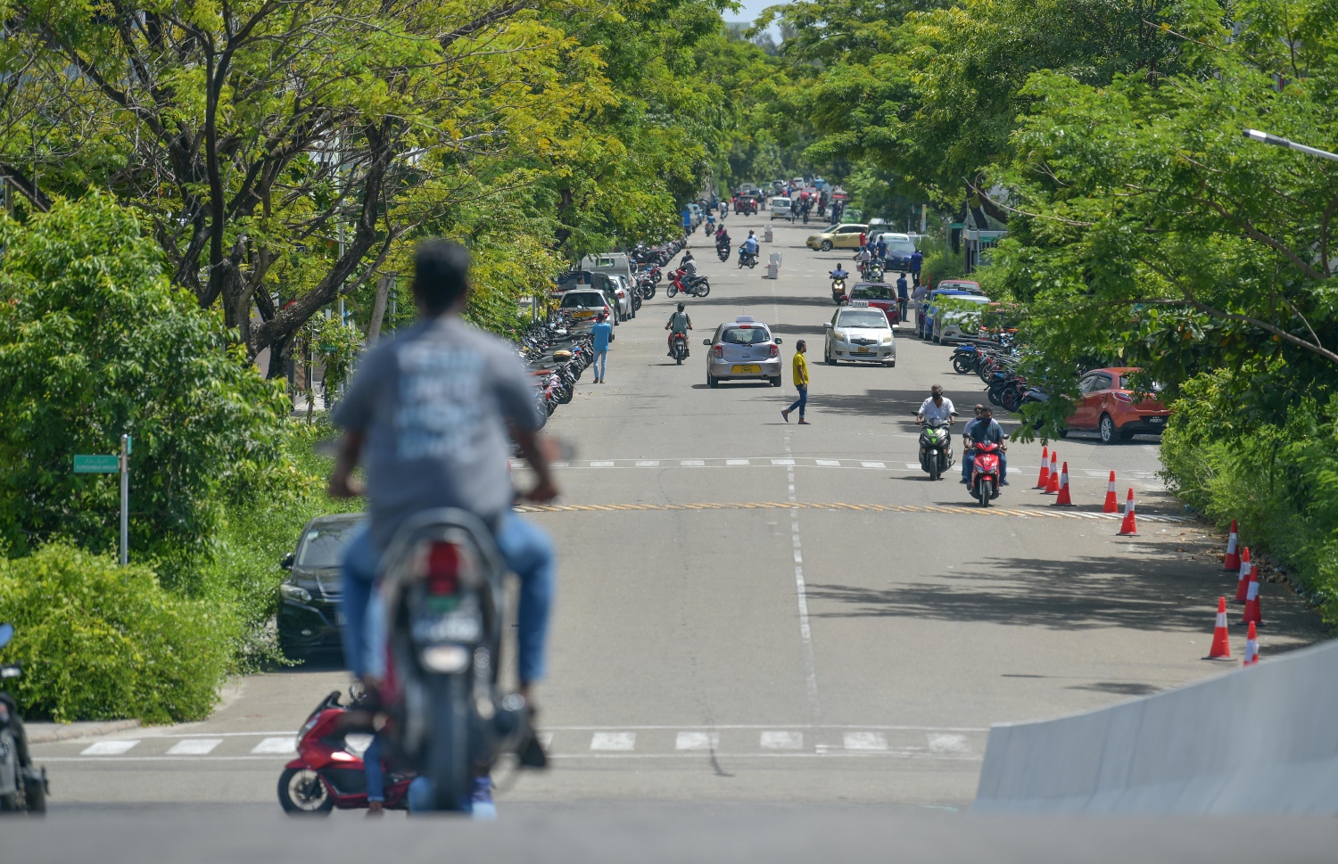 މާލެ: 02 އޮކްޓޯބަރ 2020: ހުޅުމާލޭގެ ދެވަނަ ފިޔަވަހީގެ ބްރިޖް މަތިން ހުޅުމާލެގެ ބޮޑު މަގު ފެންނަ ގޮތް--. ފޮޓޯ:ނިޝާން އަލީ/މިހާރު