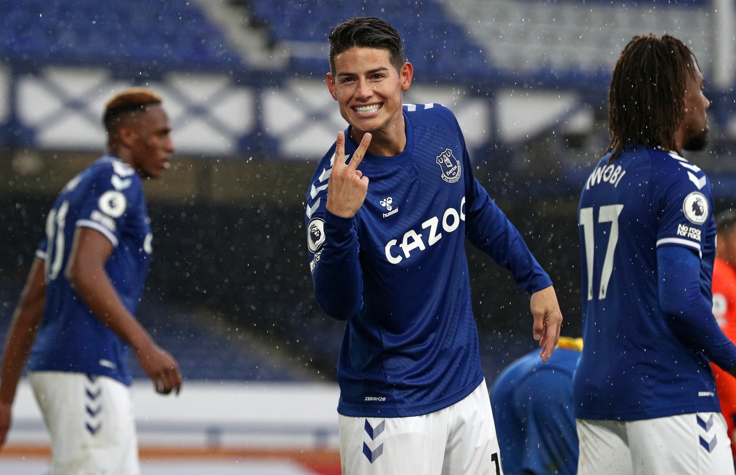 އެވަަޓަންގެ ހަމޭސް ލަނޑު ޖެހުމަށް ފަހު އުފާފާޅުކުރަނީ.-- ފޮޓޯ: އޭއެފްޕީ