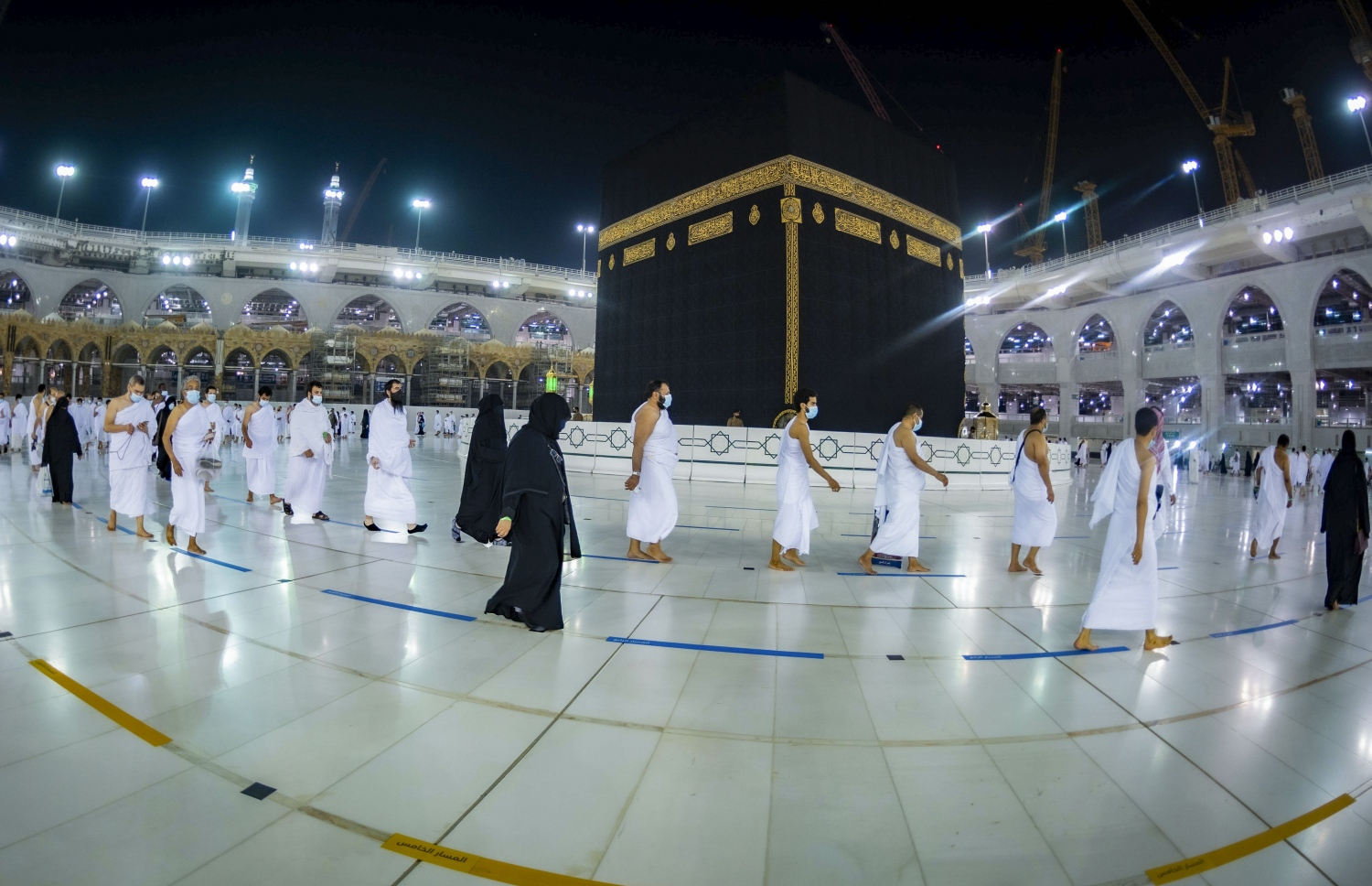 ހަތް މަހަށް ފަހު އުމްރާކުރަން ހަރަމްފުޅު ހުޅުވާލުން