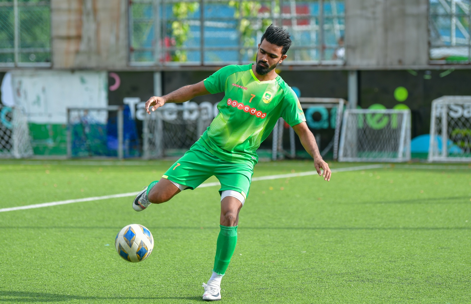 މާލެ: އޮކްޓޫބަރު 11، 2020- ފުރަތަމަ ޑިވިޝަނުގައި ވާދަކުރާ އަށް ކްލަބްގެ ޕްރެކްޓިސްތައް ފަށަން ހެލްތު ޕްރޮޓެކްޝަން އެޖެންސީ (އެޗްޕީއޭ) އިން ރަސްމީކޮށް ހުއްދަ ދިނުމާއި އެކު އެފްއޭއެމާއި އެޗްޕީއޭ އިން އެކުލަވާލާފައިވާ ގައިޑްލައިންތަކާ އެއްގޮތަށް ޕްރެކްޓިސްތައް މާޒިޔާއިން ފެށުން .-- ފޮޓޯ: އަހުމަދު އަވްޝަން/މިހާރު