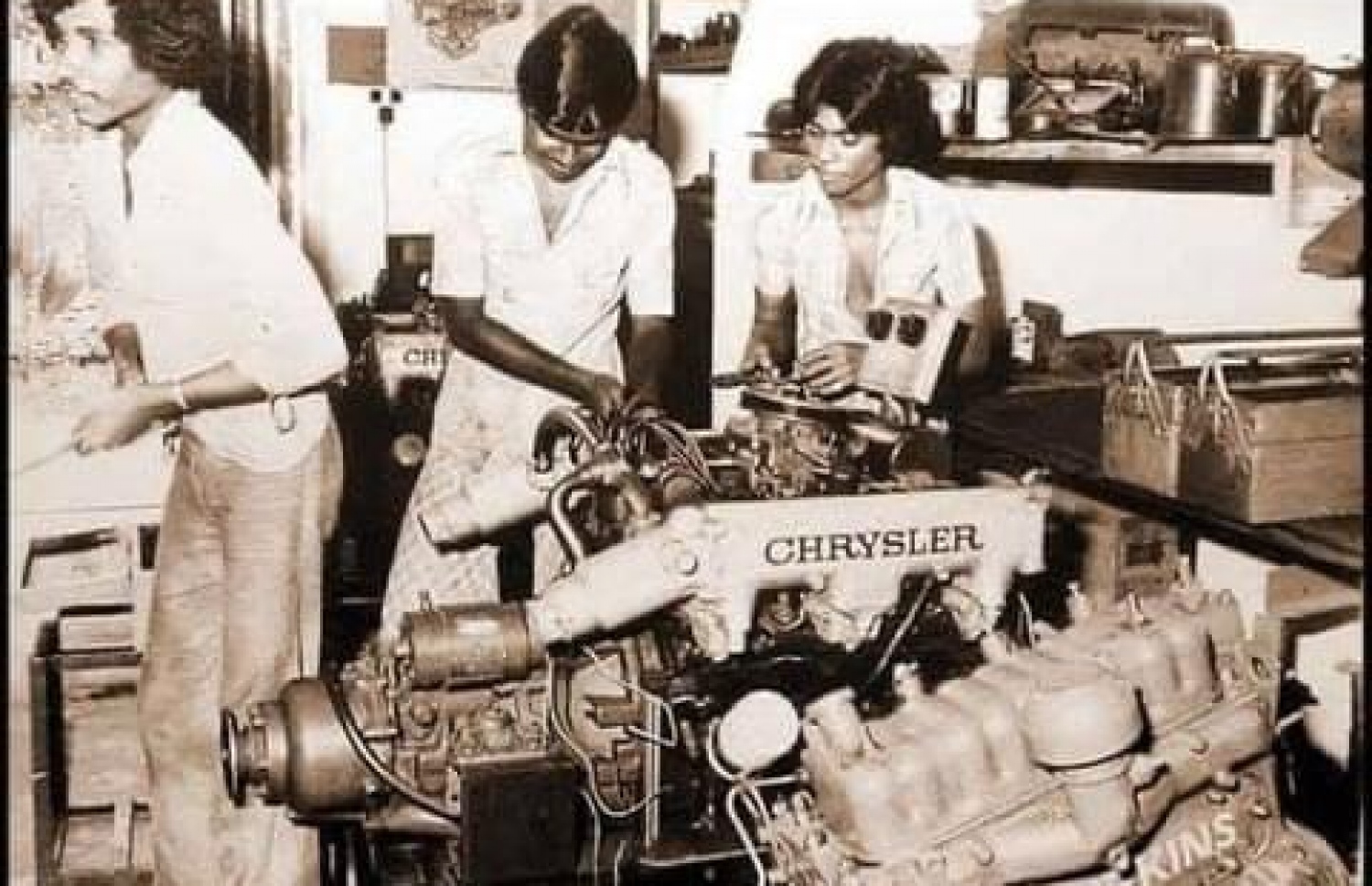 އިންޖީން ހެދުމުގައި ވީޓީސީގެ ދަރިވަރުން: އެތައް ޒުވާނުންނަކަށް ވަޒީފާގެ ފުރުސަތުތައް ފަހިވި