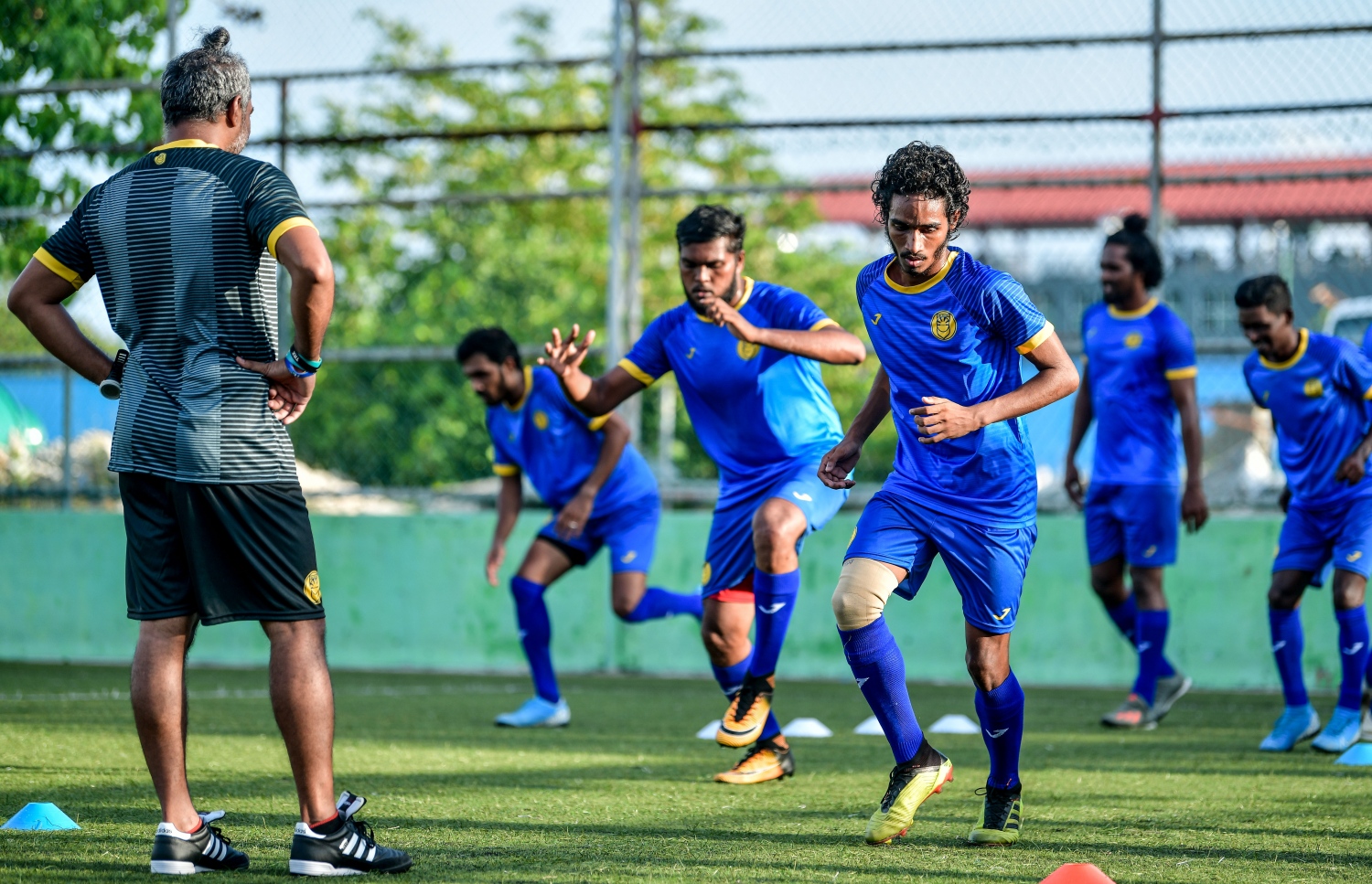 ވެެލެންސިއާ އިން އިއްޔެ ބޭއްވި ފަރިތަކުރުންތަކުގެ ތެރެއިން.-- ފޮޓޯ: ނިޝާން އަލީ/ މިހާރު