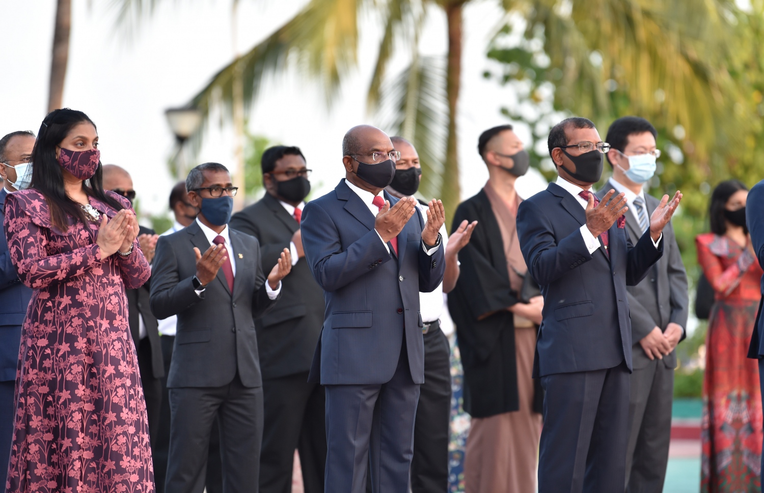 މާލެ: އޮކްޓޯބަރު 18، 2020: ޕޯޗުގީޒުންގެ އަތްދަށުން ރާއްޖެ މިނިވަންކުރަން، އުތީމު ބޮޑުތަކުރުފާނު ކުރެއްވި ޖިހާދުގެ ހަނދާން އާކުރާ، ގައުމީ ދުވަހުގެ މުނާސަބަތުގައި ބޭއްވި ދިދަ ނެގުމުގެ ރަސްމިއްޔާތުގެ ތެރެއިން.-- ފޮޓޯ: ރައީސް އޮފީސް