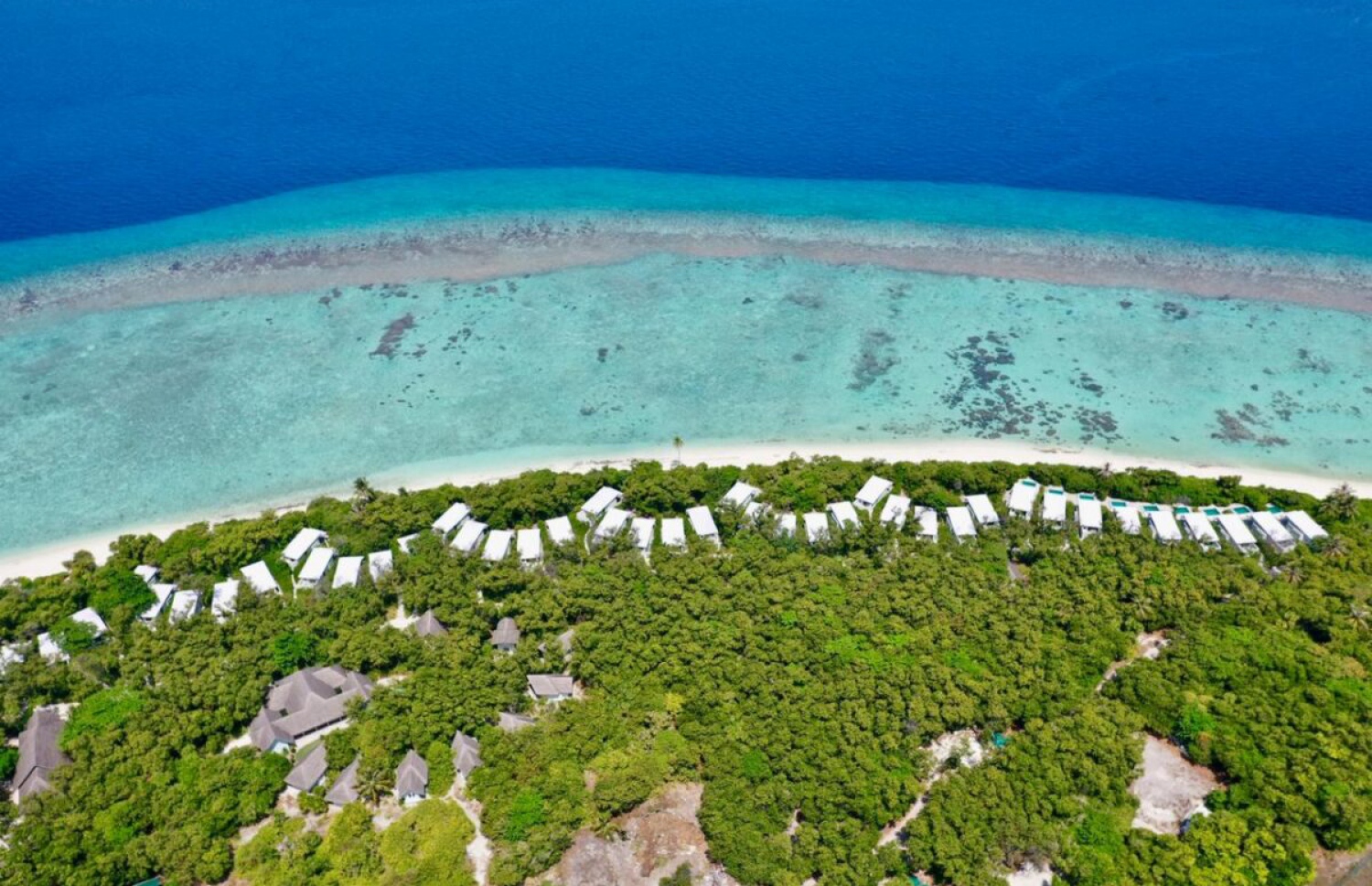 އިފުރު އެއާޕޯޓާއެކު ވިއްކާލާ ރިސޯޓު--