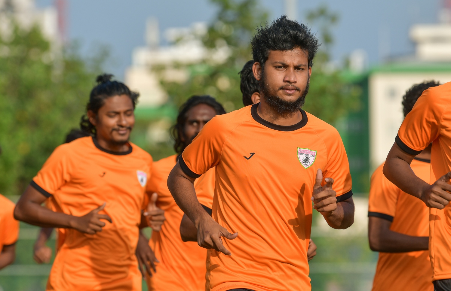 01 ނޮވެމްބަރ 2020: ޑިސެމްބަރު މަހު އަށް ވަނަ ދުވަހު ފަށަން ނިންމާފައިފައިވާ ރާއްޖޭގެ ފުޓްބޯޅަ ސީޒަނަށް  އީގަލްސް އިން ޕްރީ ސީޒަން ޕްރެކްޓިސް ފެށުން--. ފޮޓޯ:ނިޝާން އަލި/މިހާރު