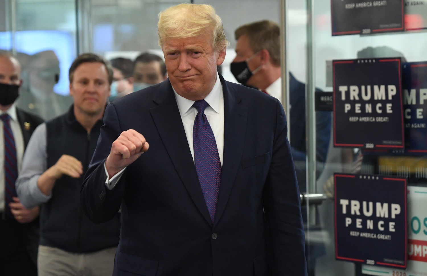 ވާޖީނިއާ - ނޮވެމްބަރު 3: ވާޖީނިއާގެ ރިޕަބްލިކަން ހެޑްކުއާޓަރަށް ޓްރަމްޕް ޒިޔާރަތް ކުރައްވަނީ. --ފޮޓޯ:އޭއެފްޕީ