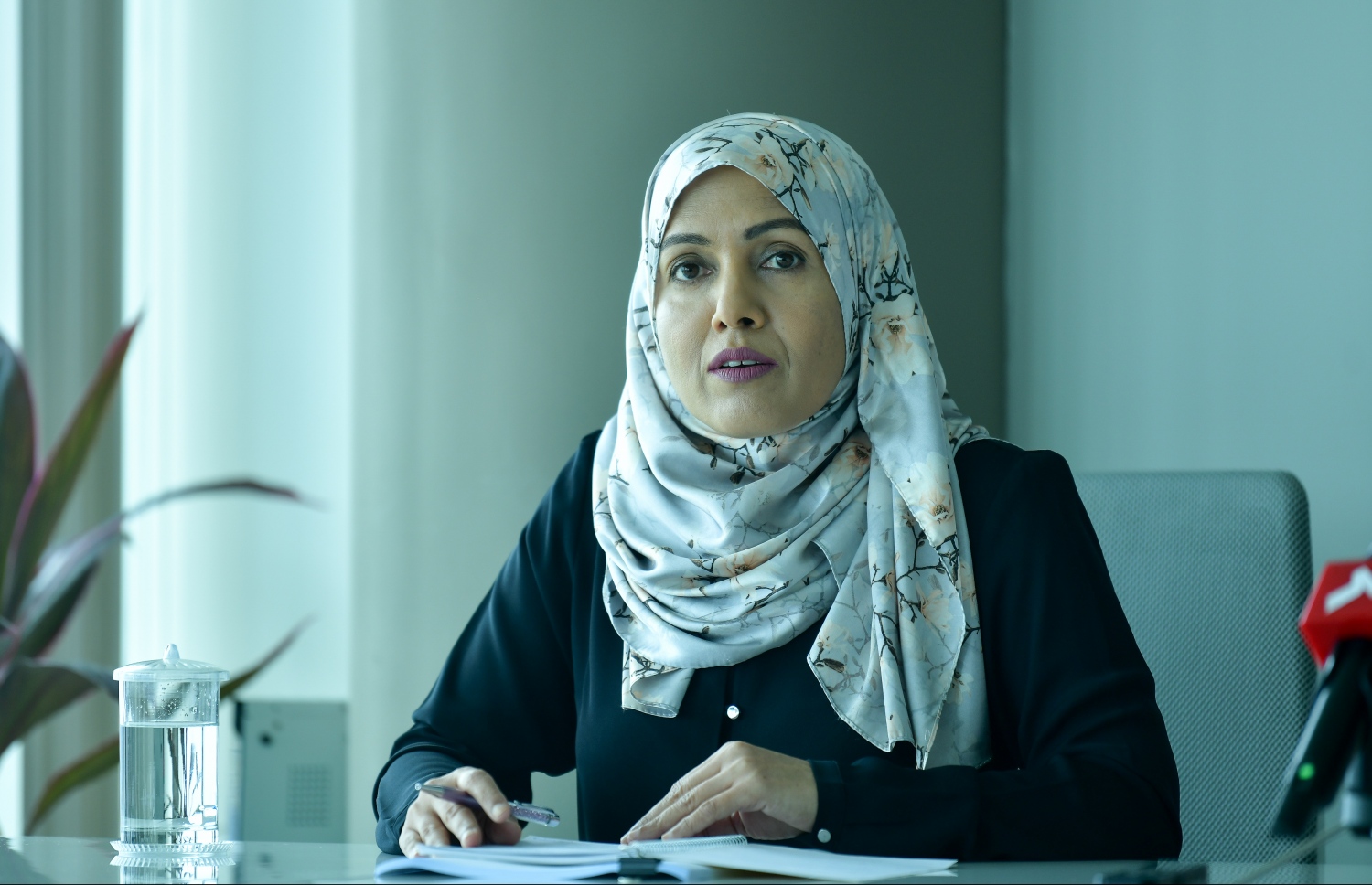 އެޑިޔުކޭޝަން މިނިސްޓްރީގެ ކުރީގެ ސްޓޭޓް މިނިސްޓަރު އާތިޔާ ނަސީރު.--