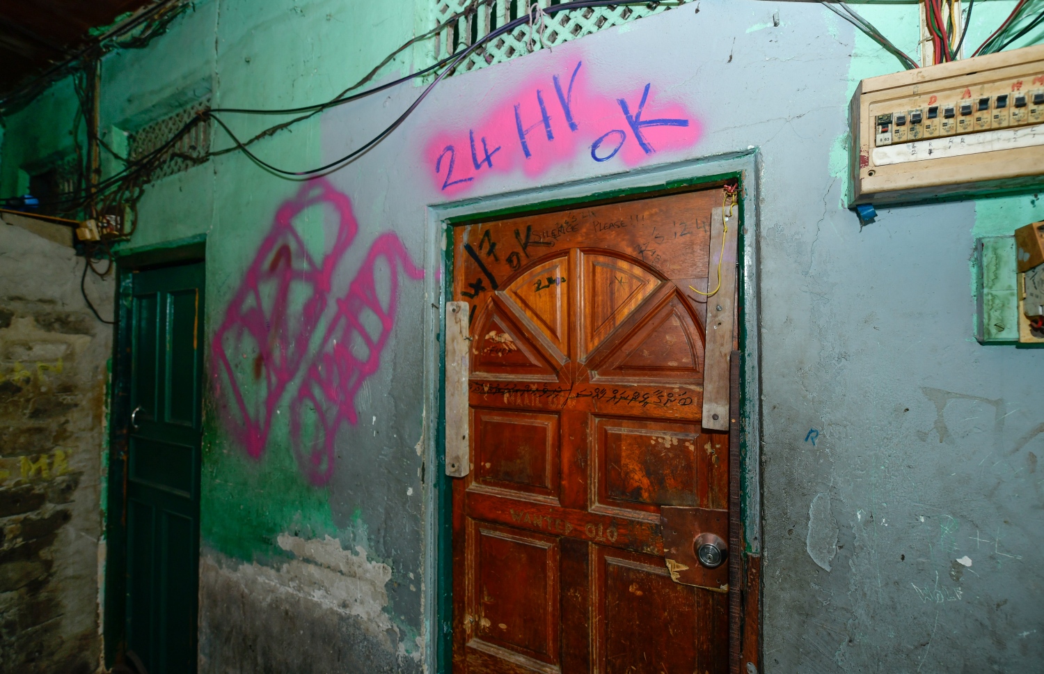 މަސްތުވާތަކެތި ބޭނުންކުރާ އައްޑާއެއް.-- ފޮޓޯ: ނިޝާން އަލީ/ މިހާރު