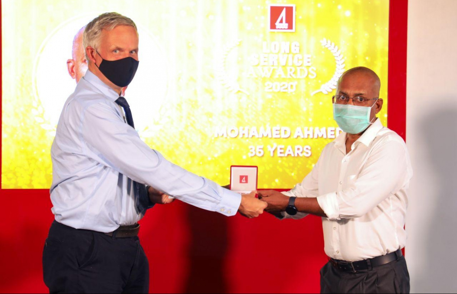 ލޯންގް ސާވިސް އެވޯޑް ބީއެމްއެލްގެ މުވައްޒަފަކަށް ދެނީ--ފޮޓޯ: ބީއެމްއެލް