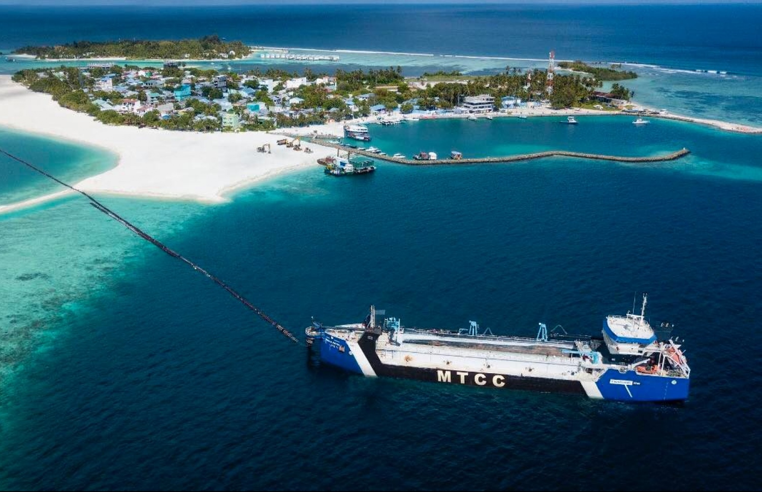 އެމްޓީސީސީން ބިން ހިއްކުމުގައި ގެންގުޅޭ މަހާޖައްރާފު-- ފޮޓޯ: އެމްޓީސީސީ