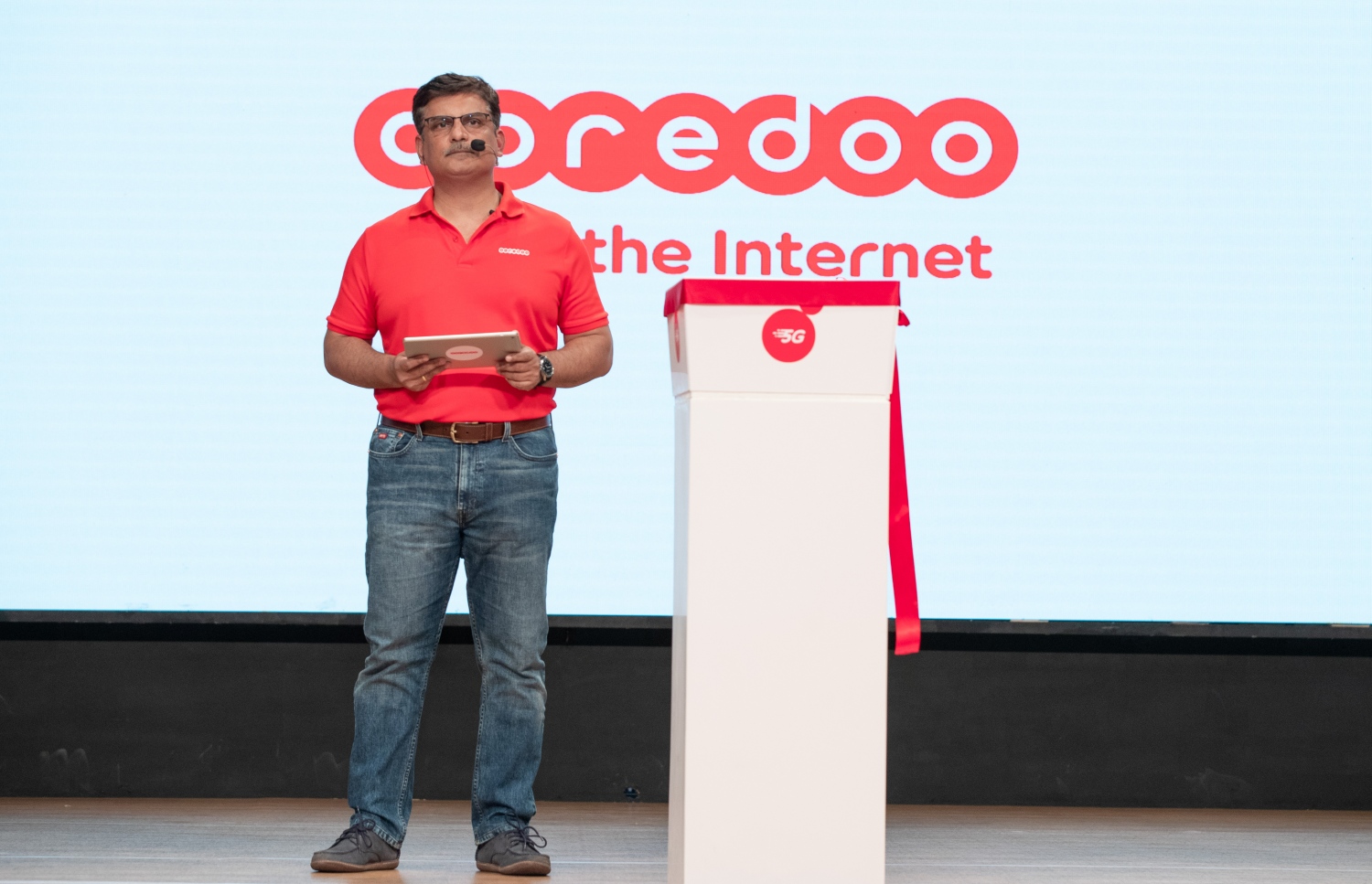 އުރީދޫ 5ޖީ އިފްތިތާހު ކުރުމަށް ބޭއްވި ރަސްމިއްޔާތުގައި އެ ކުންފުނީގެ ސީއީއޯ ނަޖީބު ޚާން ބައިވެރިވެލައްވަނީ— ފޮޓޯ: އުރީދޫ