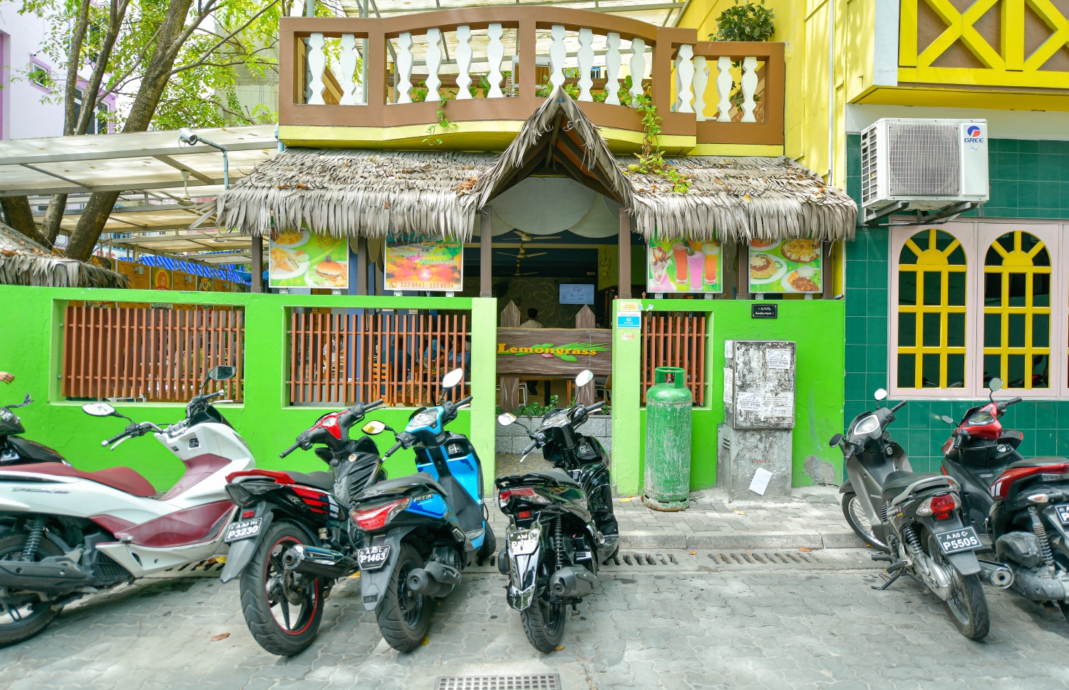 ލެމަންގްރާސް ރެސްޓޯރެންޓެއް-- ފޮޓޯ: އަހުމަދު އަވްޝަން އިލްޔާސް/ މިހާރު