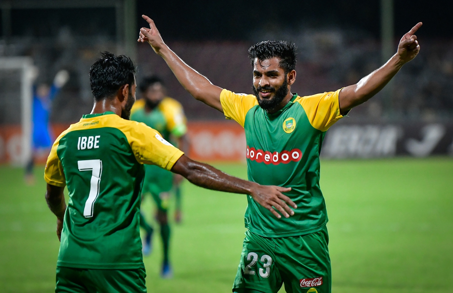 ލަނޑު ޖެހުމަށް ފަހު މާޒިޔާގެ ޔާމްބެ (ކ) އާއި އިއްބެ އުފާފާޅުކުރަނީ.-- ފޮޓޯ: ނިޝާން އަލީ/ މިހާރު