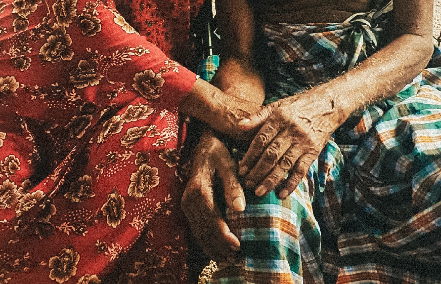 އުމުރުން ދުވަސްވެ، ފިރިހެން މީހާގެ ހަނދާނުގެ ބައި ފޮހެވުނު ނަމަވެސް އަންހެން މީހާގެ ފަރާތުން ފެނުނީ ލޯތްބާއި ކެއްތެރިކަން ކަމަށް ނައުޝަމް ބުނޭ