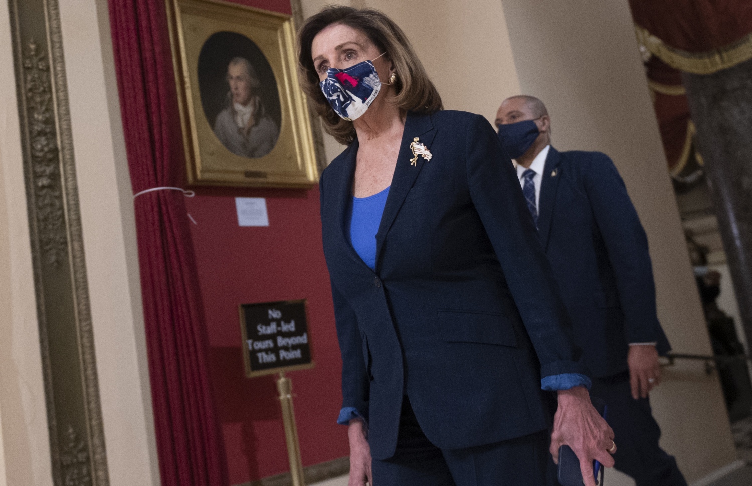 ހައުސްގެ ބައްދަލުވުމަށް ޕެލޯސީ އިއްޔެ ވަޑައިގަންނަވަނީ. --ފޮޓޯ:އޭއެފްޕީ