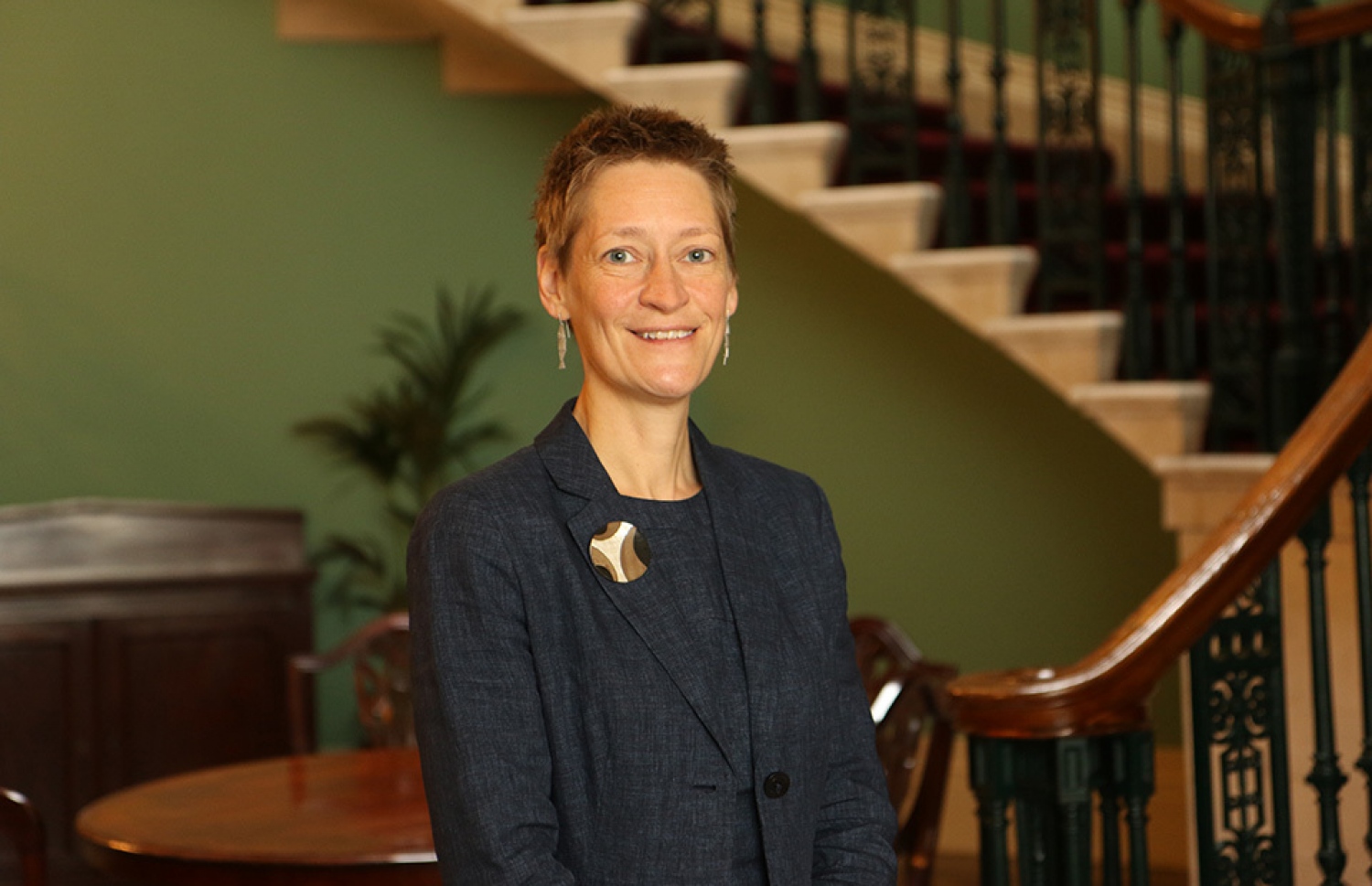 އިނގިރޭސި ވިލާތުން ރާއްޖެއަށް ކަނޑައަޅާފައި ހުންނަވާ ސަފީރު ކެރޮން ރޮސްލާ