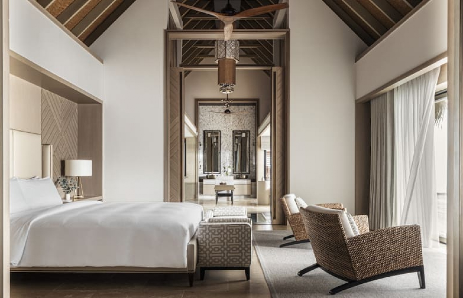 އިތާފުށި ޕްރައިވެޓް އައިލެންޑްގެ ކޮޓަރިއެއްގެ އެތެރެ