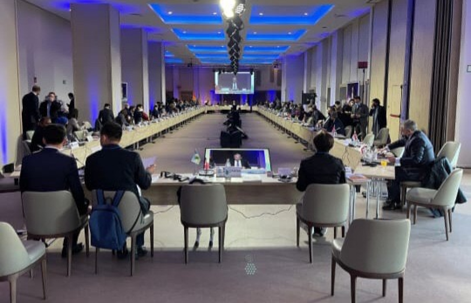 ޔޫއެންޑަބްލިއުޓީއޯ ބައްދަލުވުން ކުރިއަށްދަނީ